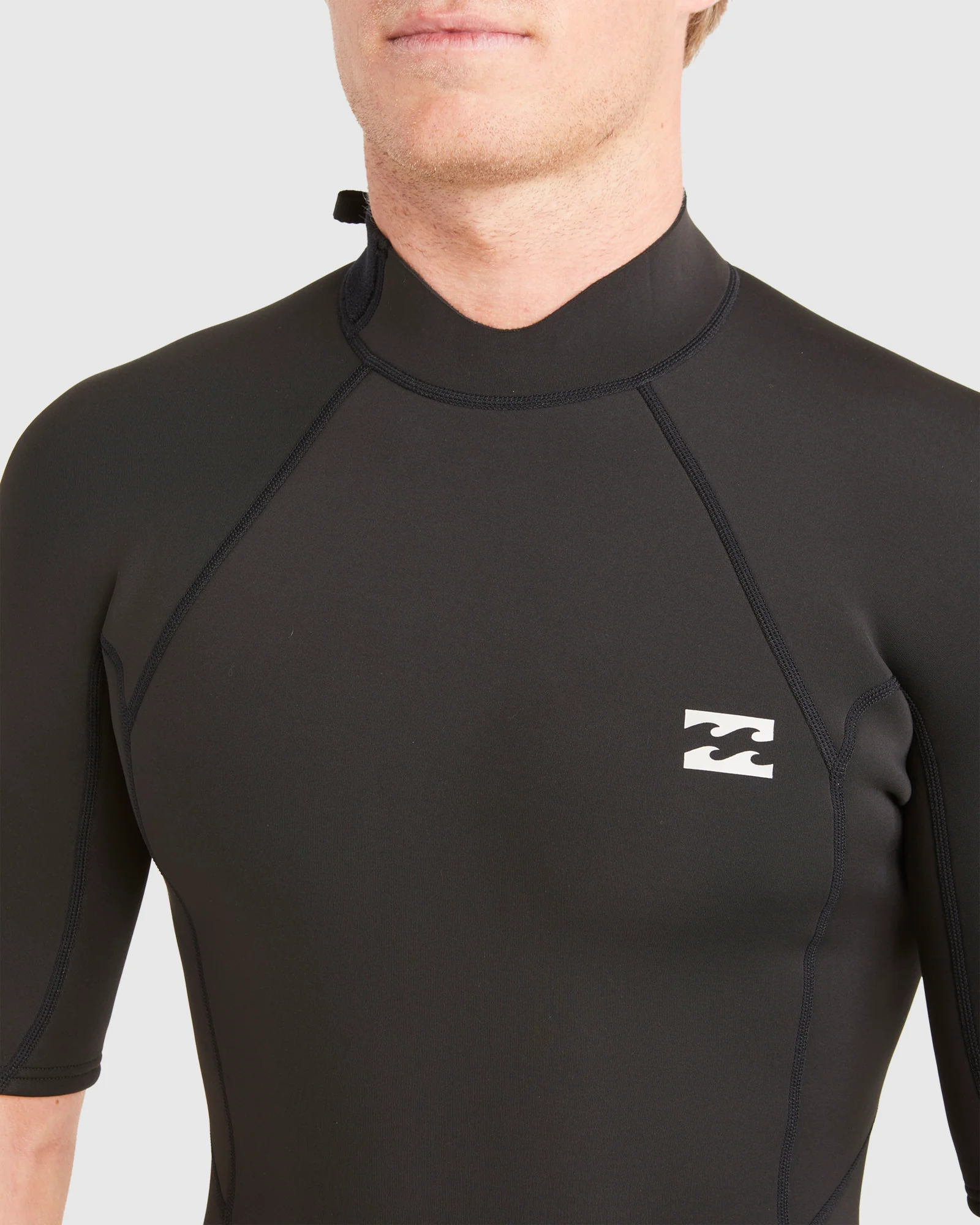 Mens 2/2mm Absolute Back Zip Springsuit - Image 4