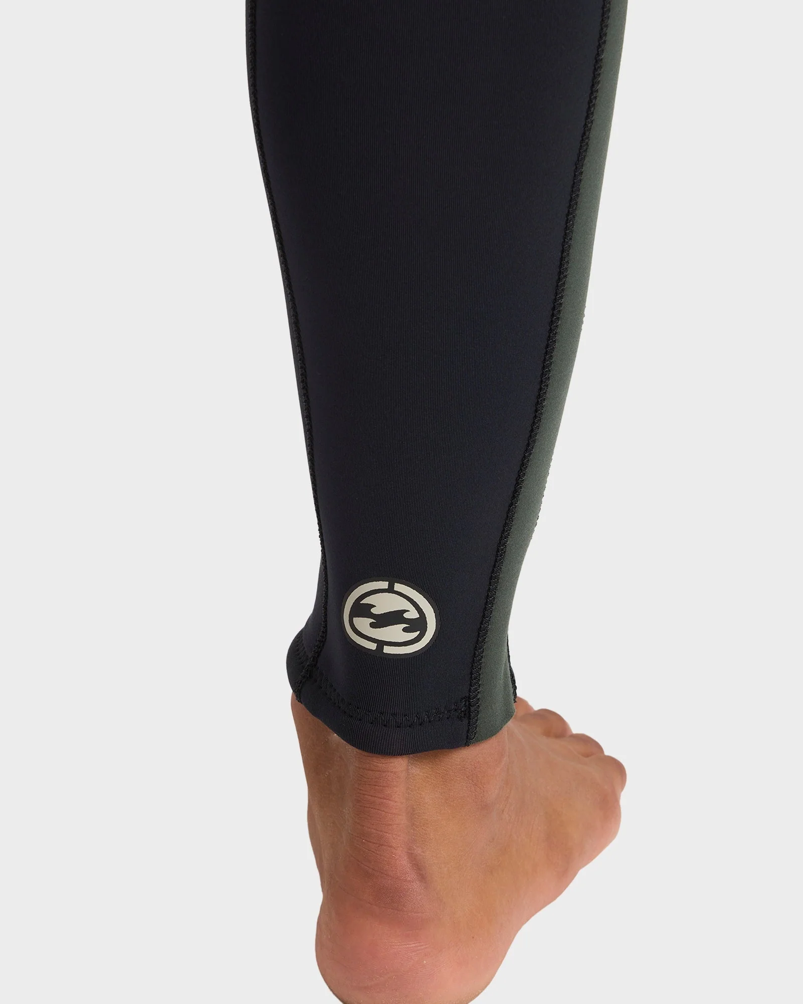 Mens 3/2mm Absolute Natural Chest Zip Wetsuit - Image 8