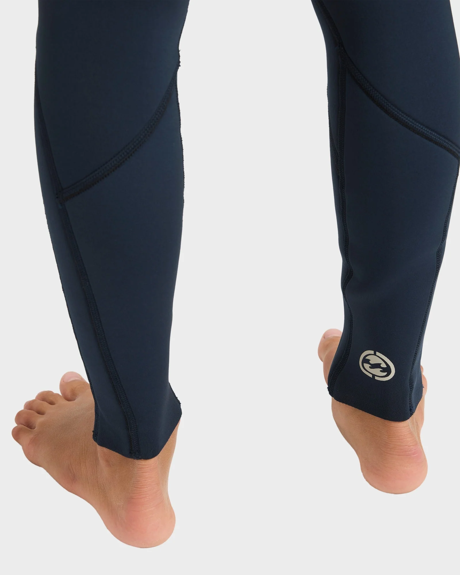 Boys 8-16 3/2mm Absolute Back Zip Flatlock Steamer Wetsuit - Image 7