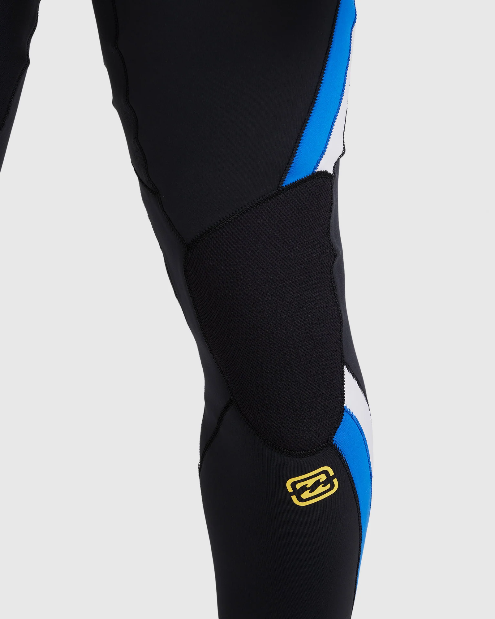 Mens 3/2mm Oscillator Chest Zip Steamer Wetsuit - Image 4