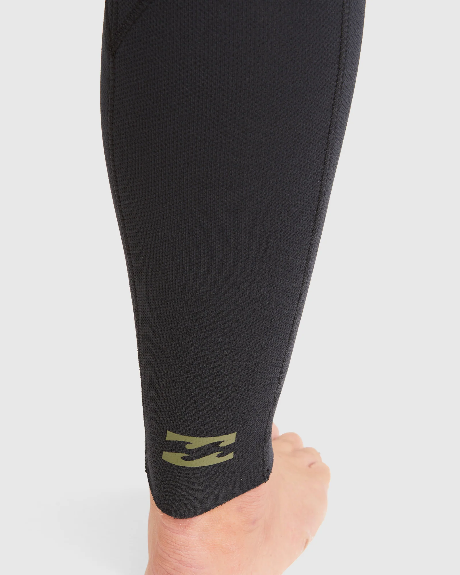 Mens 3/2mm Revolution Natural Zipperless Steamer Wetsuit - Image 9