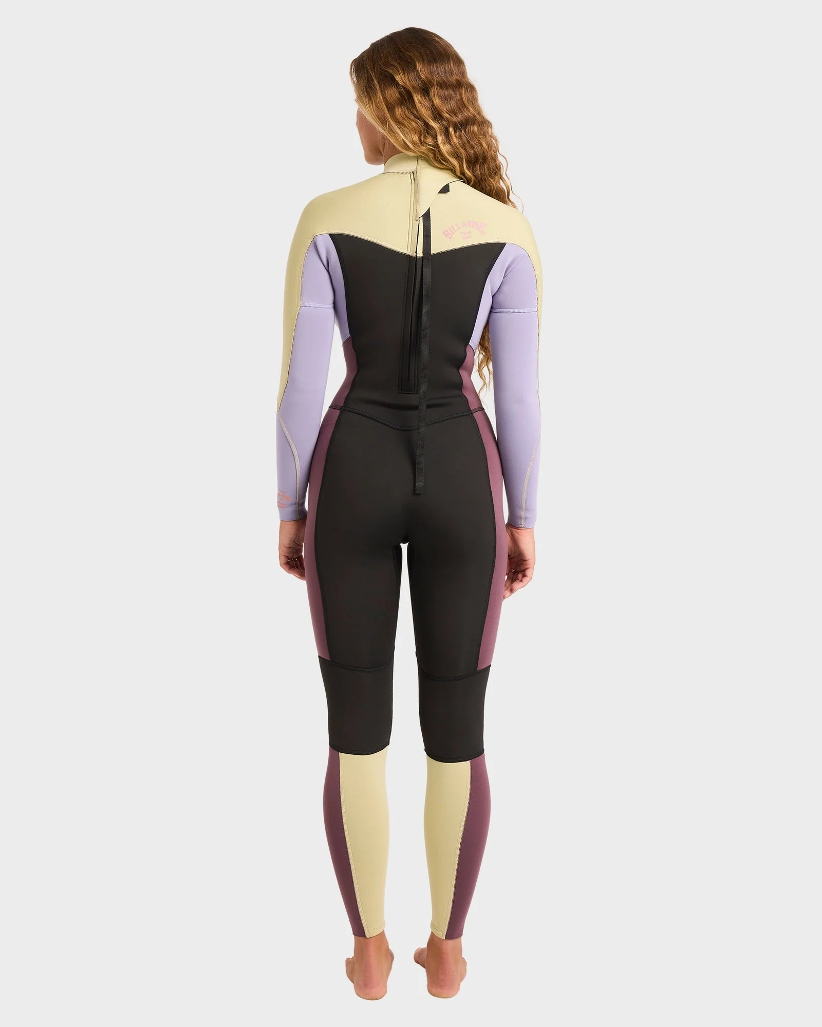 Womens 3/2mm Synergy Back Zip Flatlock Steamer Wetsuit - Image 2