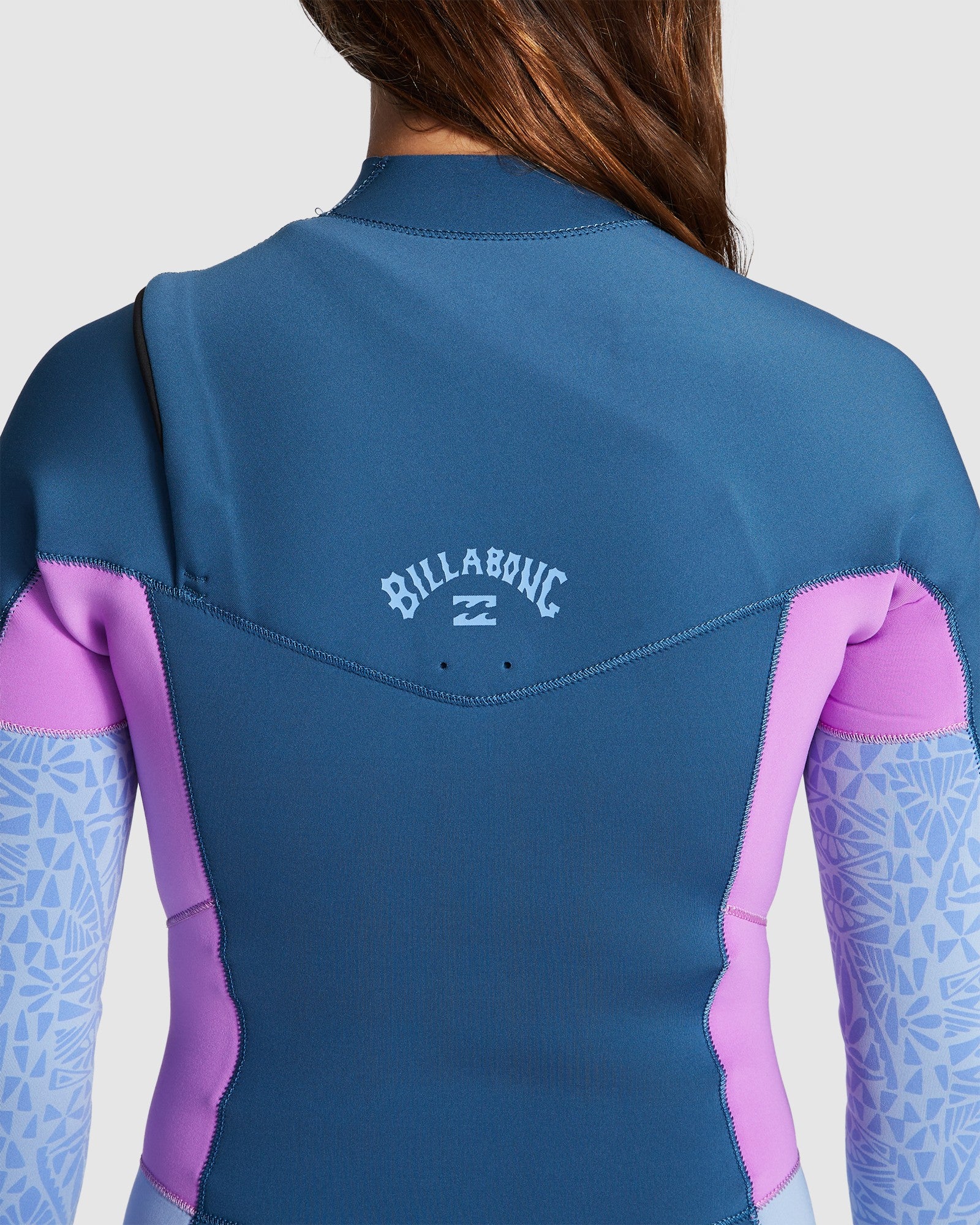 Womens 3/2mm Synergy Chest Zip Steamer Wetsuit - Image 5