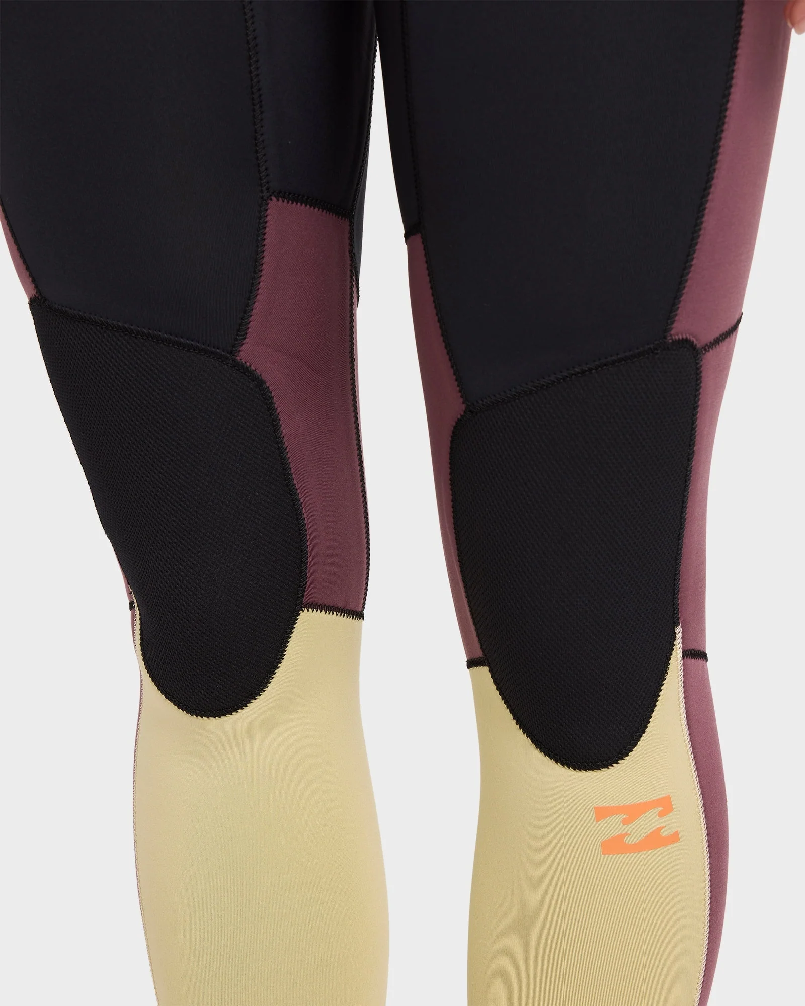 Womens 3/2mm Synergy Natural Chest Zip Steamer Wetsuit - Image 5