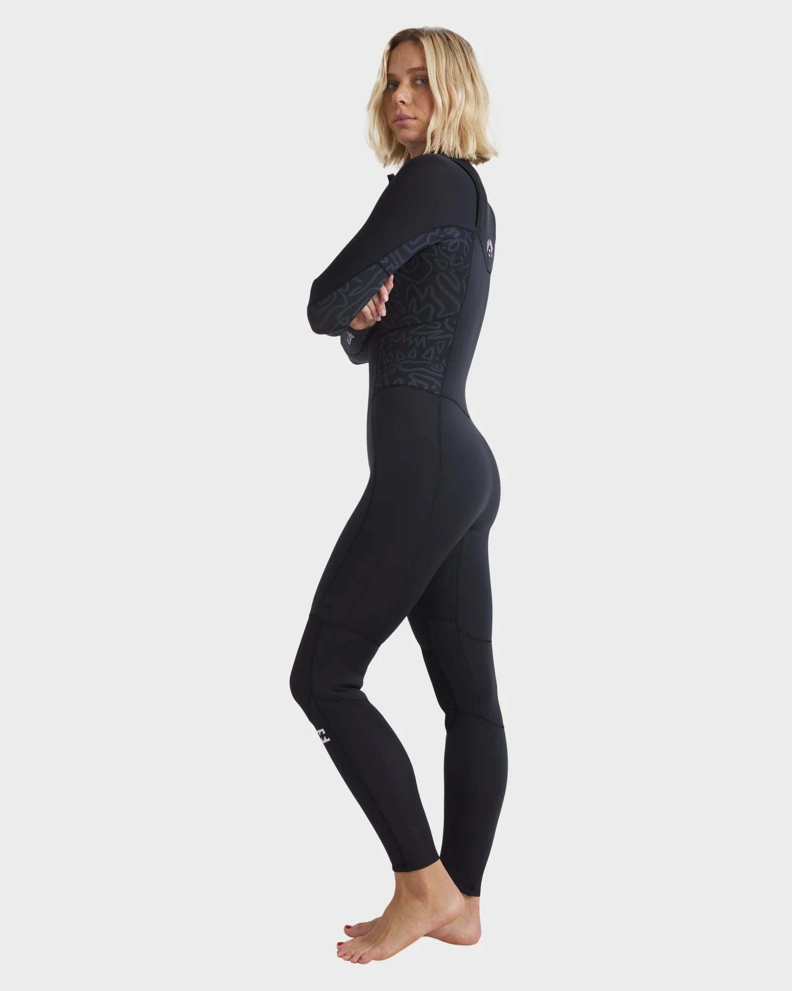 Womens 3/2mm Synergy Natural Chest Zip Steamer Wetsuit - Image 2
