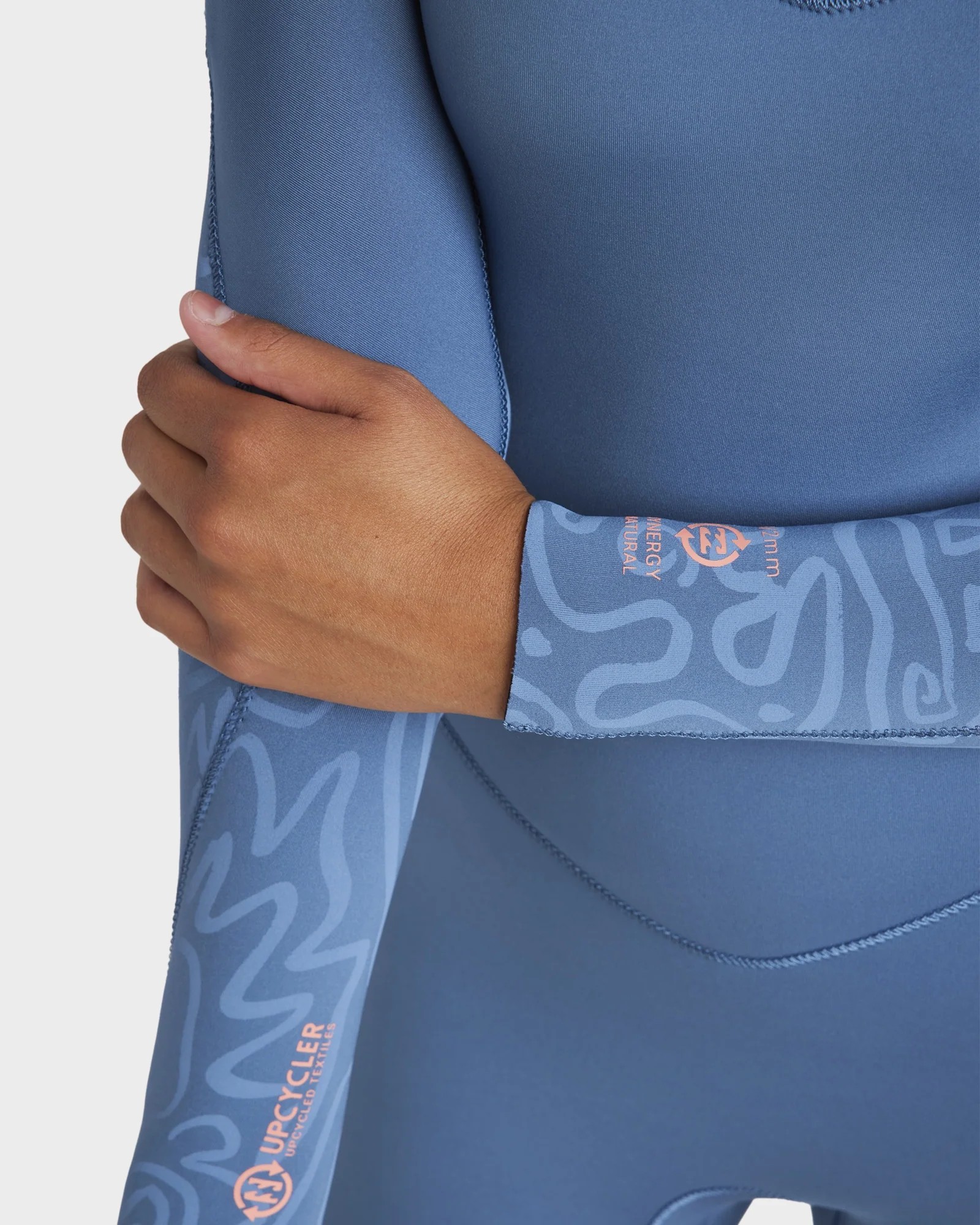 Girls 8-14 3/2mm Synergy Natural Chest Zip Steamer Wetsuit - Image 7