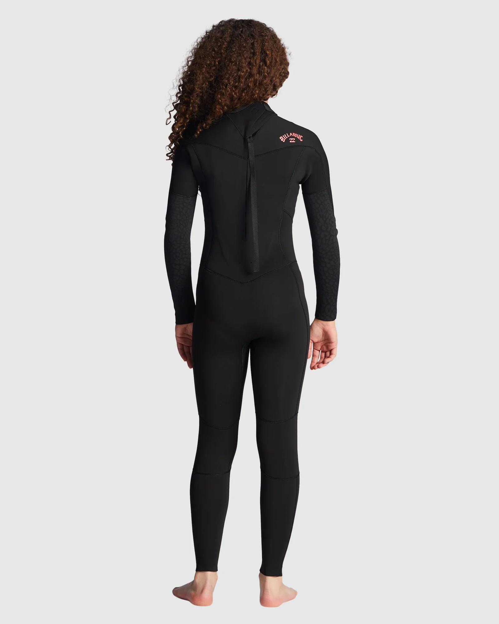 Girls 6-14 3/2mm Synergy Back Zip Steamer Wetsuit - Image 3