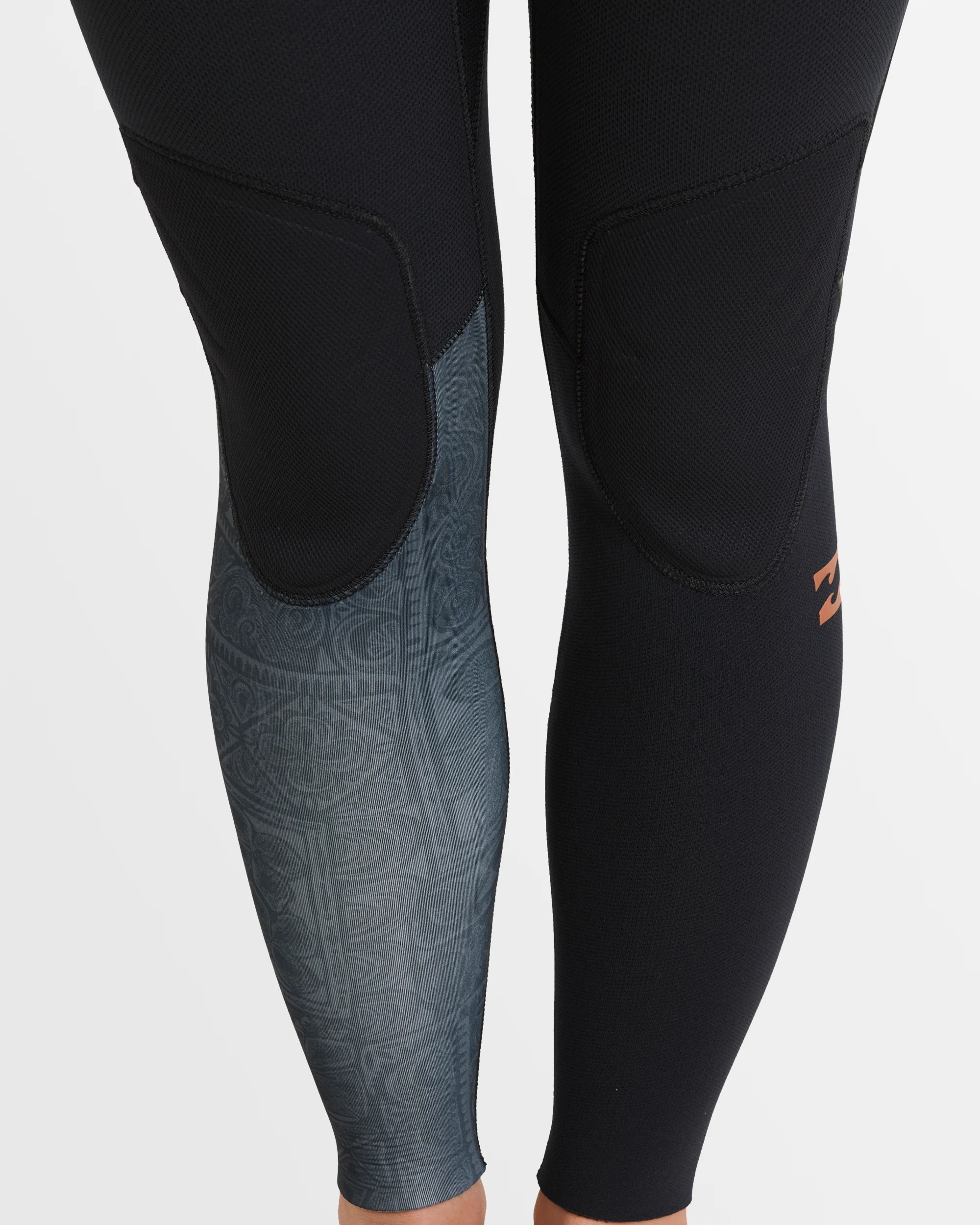 Womens 3/2mm Furnace Natural Steamer Wetsuit - Image 6