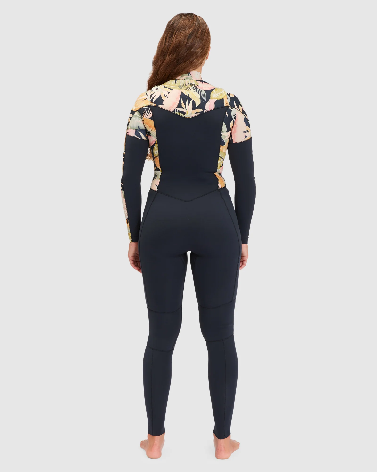 Womens 3/2mm Salty Dayz Steamer Wetsuit - Image 3