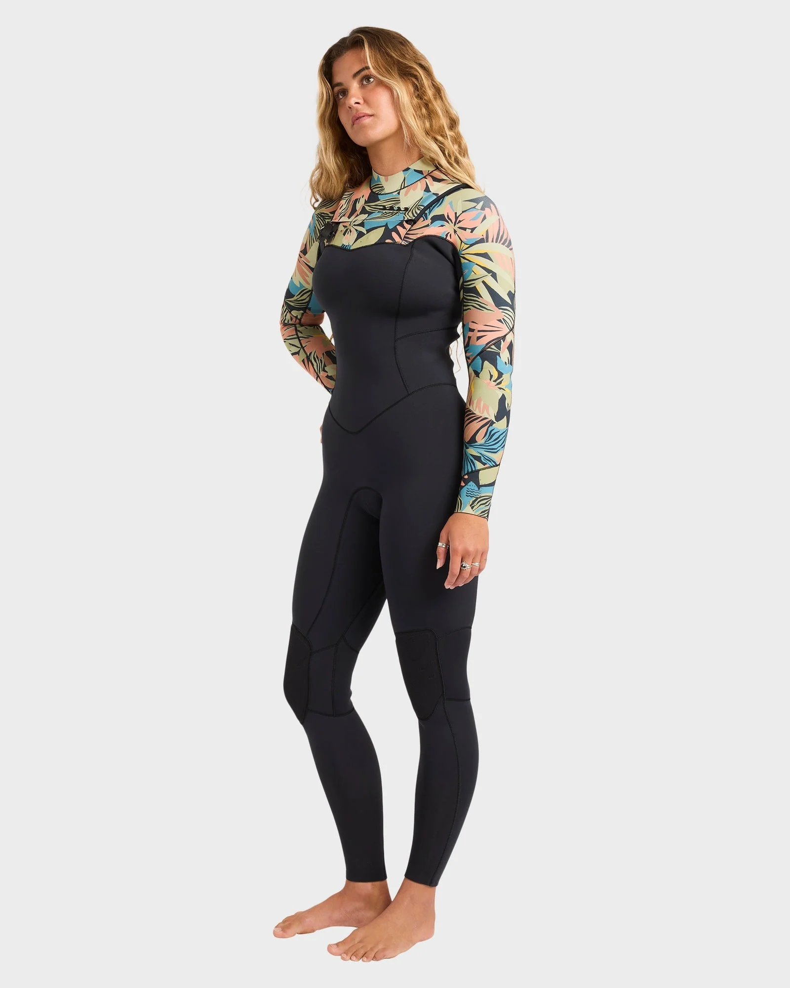 Womens 3/2mm Salty Dayz Chest Zip Wetsuit - Image 3