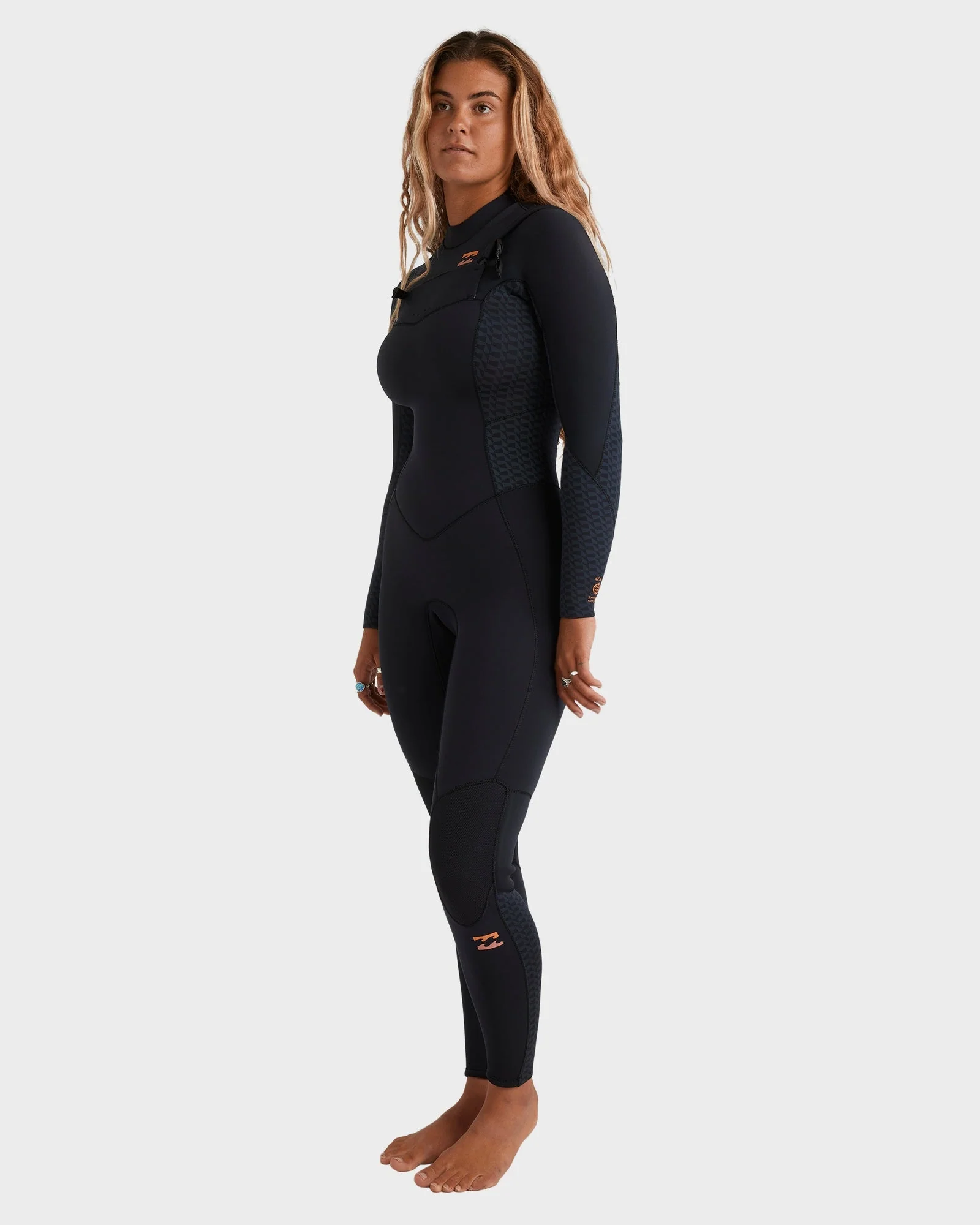 Womens 4/3mm Synergy Natural Chest Zip Steamer Wetsuit - Image 3