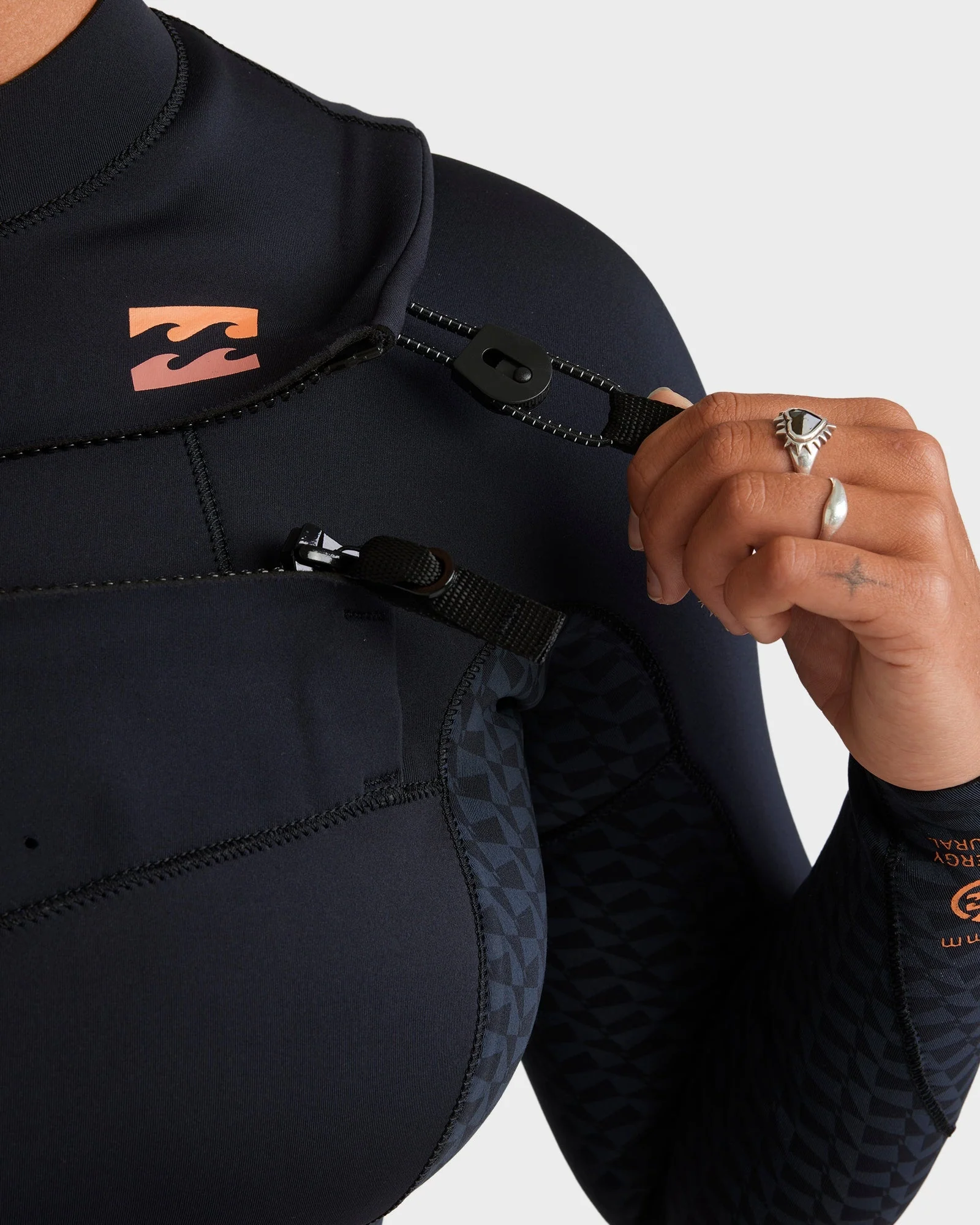 Womens 4/3mm Synergy Natural Chest Zip Steamer Wetsuit - Image 7