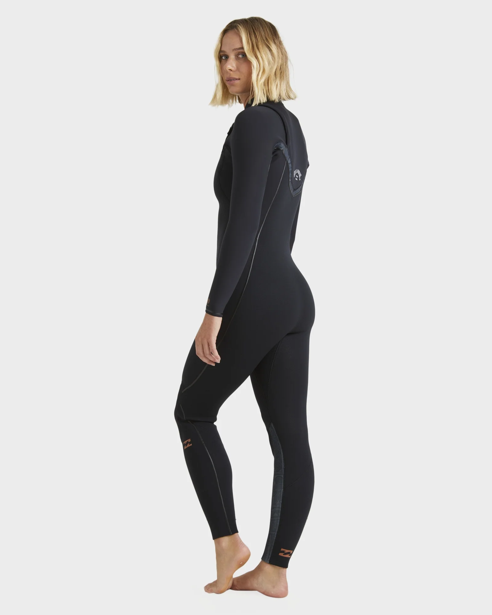 Womens 4/3mm W Furnace Natural Steamer Wetsuit - Image 2