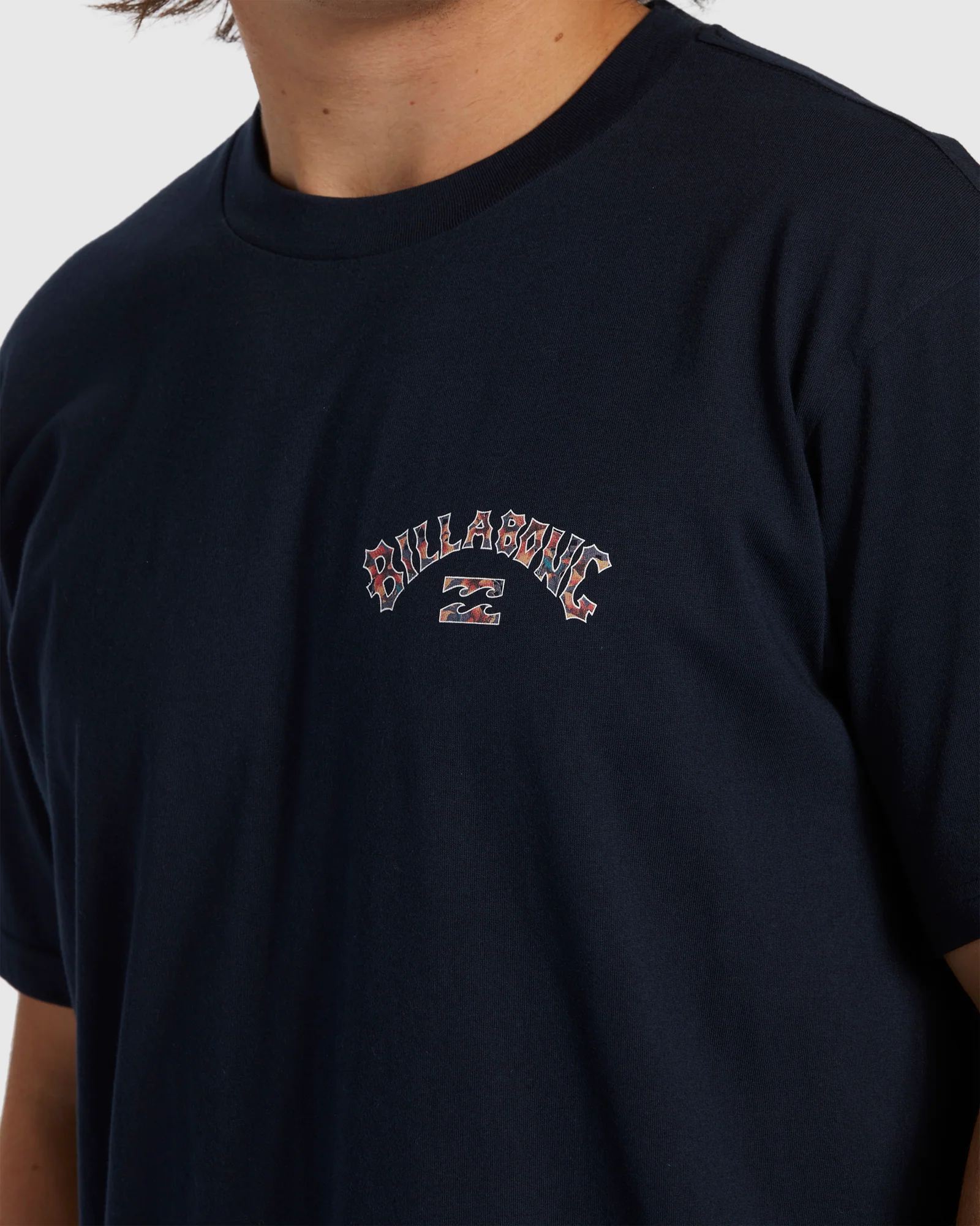 Mens Arch Fill T-Shirt - Image 4
