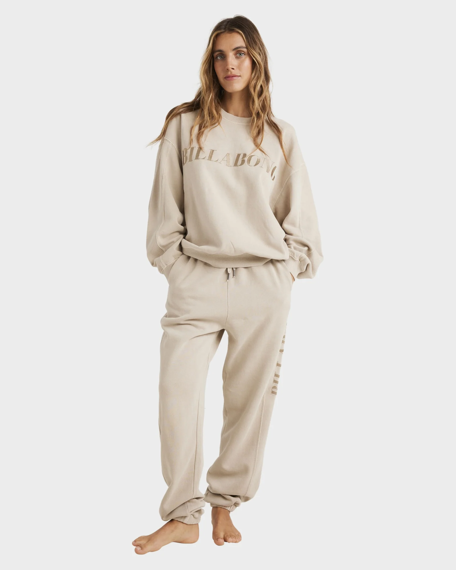 Womens Baseline Kendall Crew Neck - Image 5