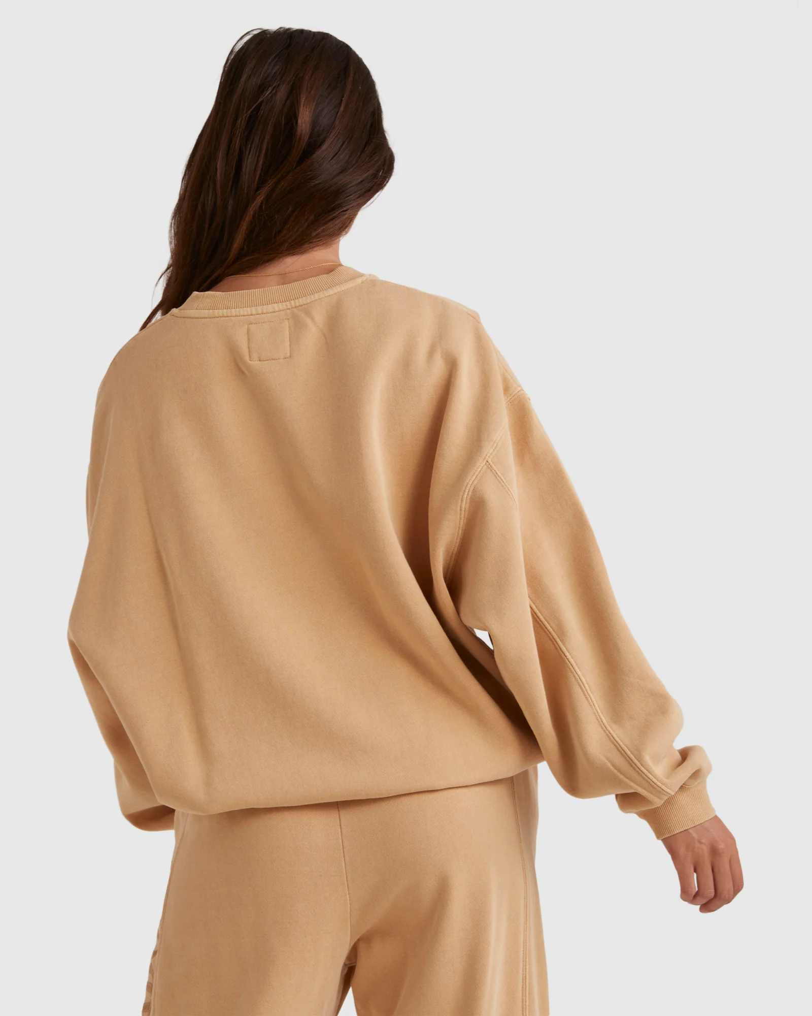 Womens Baseline Kendall Crew Neck - Image 3