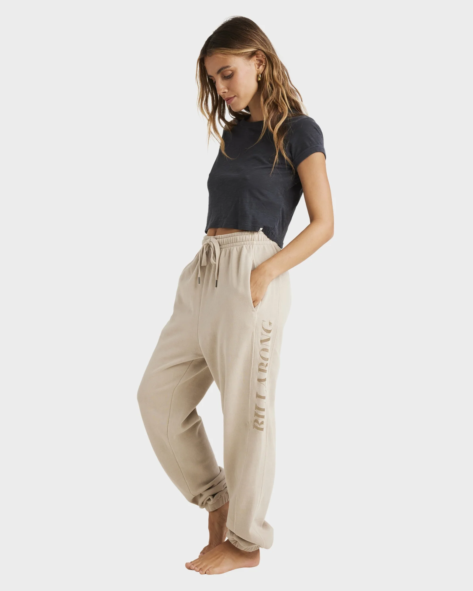 Womens Baseline Trackpants - Image 2
