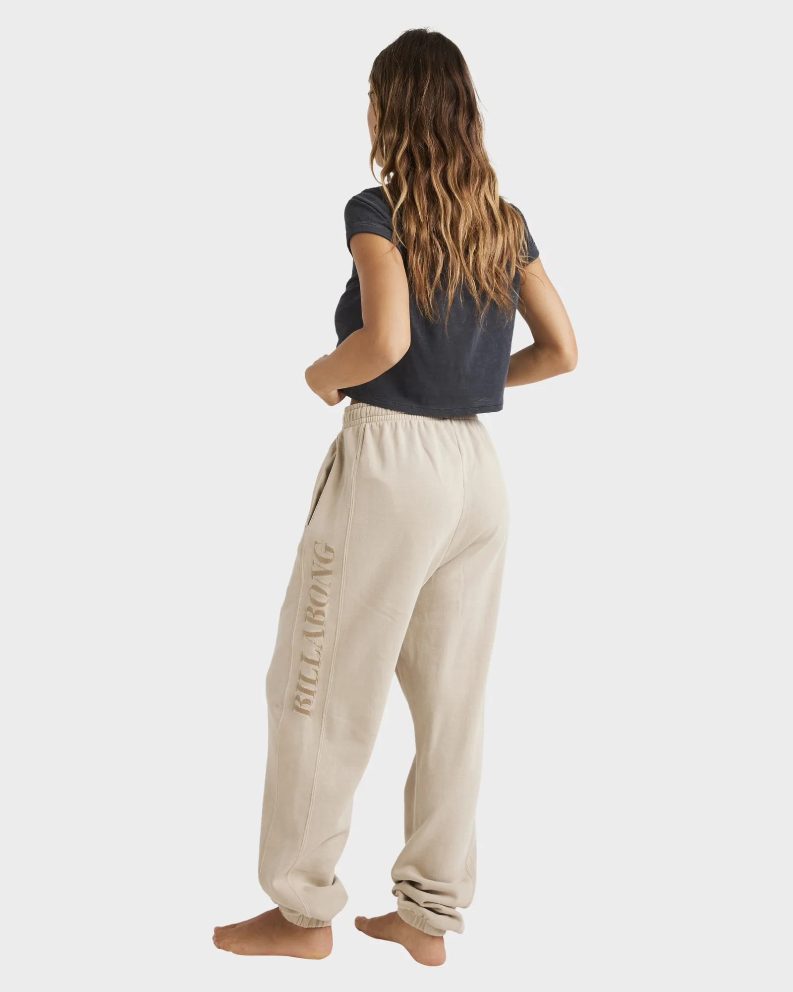 Womens Baseline Trackpants - Image 3