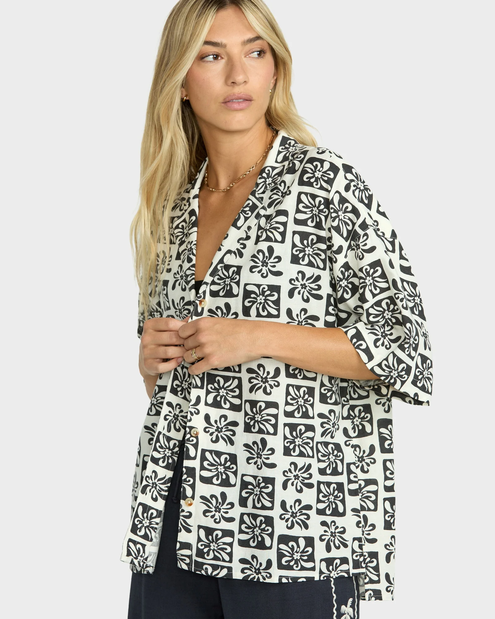Womens Beach Side Shirt - Image 4