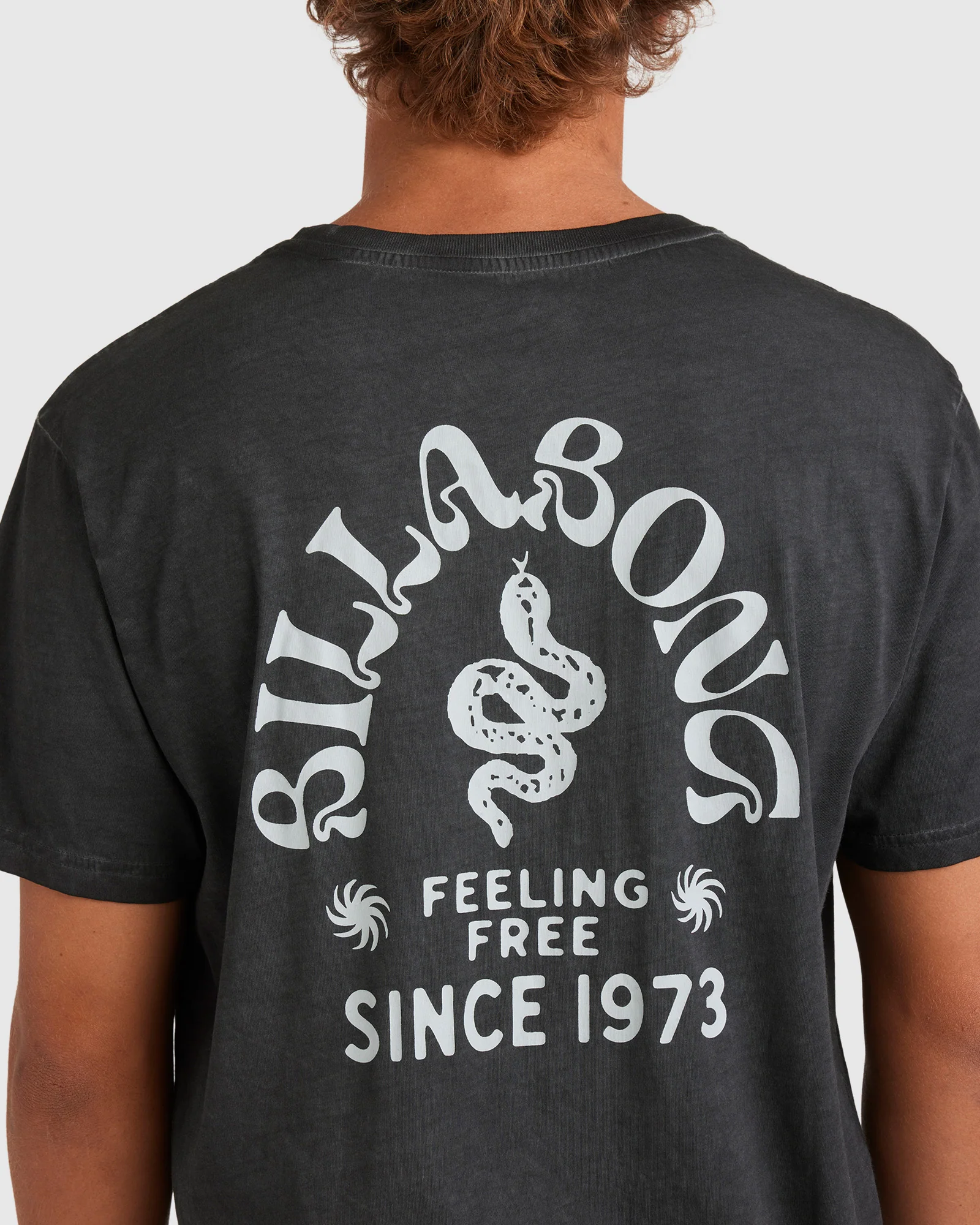 Mens Big Wave Shaz T-Shirt - Image 4