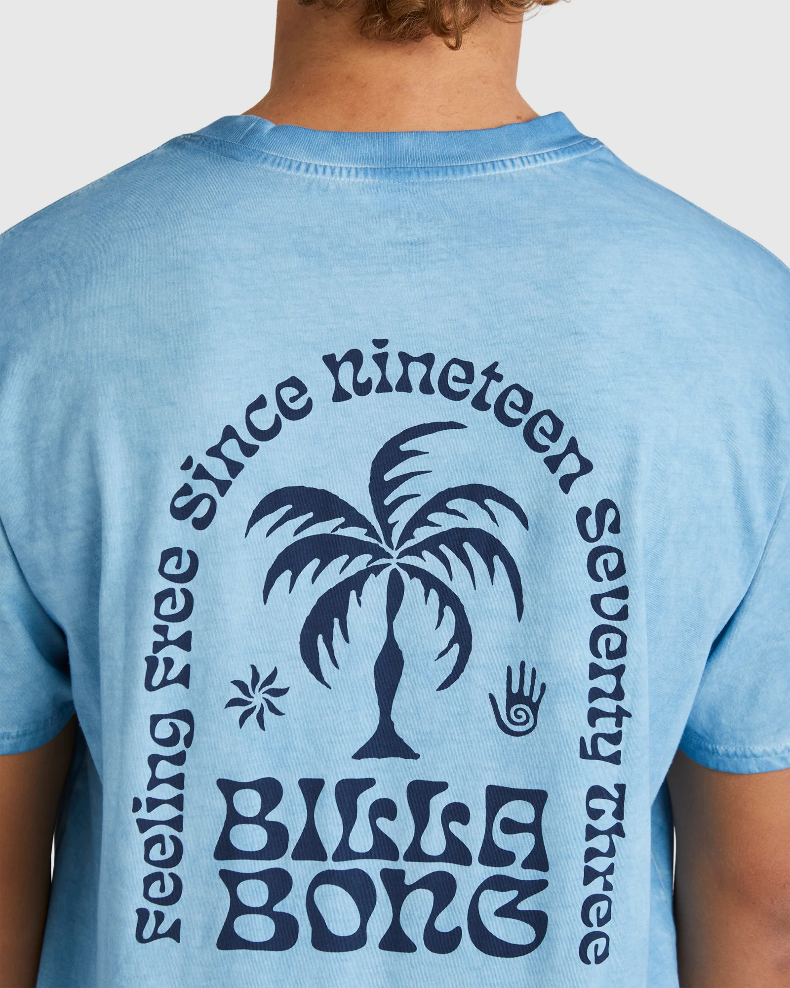 Mens Big Wave Shazza T-Shirt - Image 4