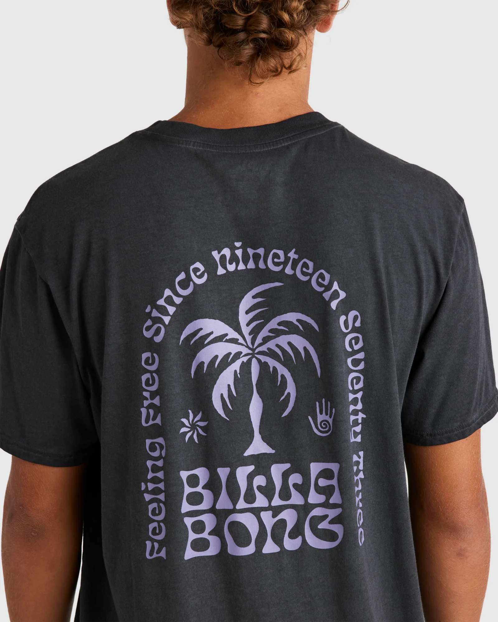 Mens Big Wave Shazza T-Shirt - Image 4