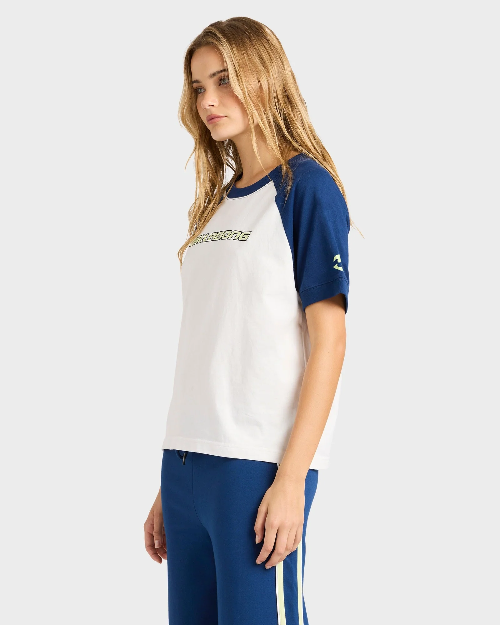 Womens Billa Tripper T-Shirt - Image 4
