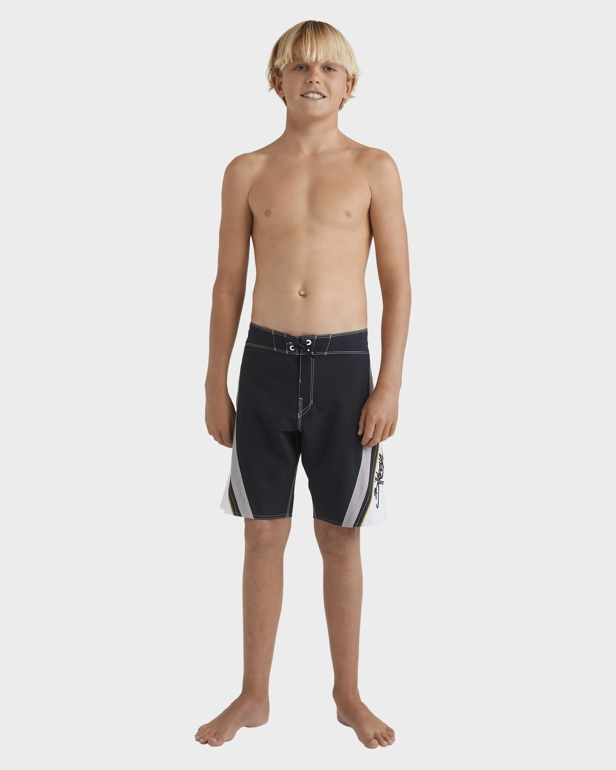 Boys 8-16 Fluid 2K 18" Boardshorts - Image 8