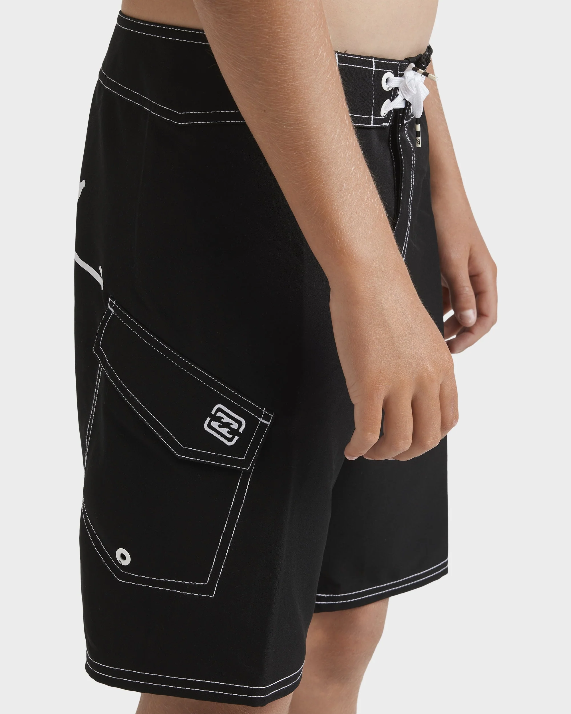 Boys 8-16 Script OG 18" Boardshorts - Image 4