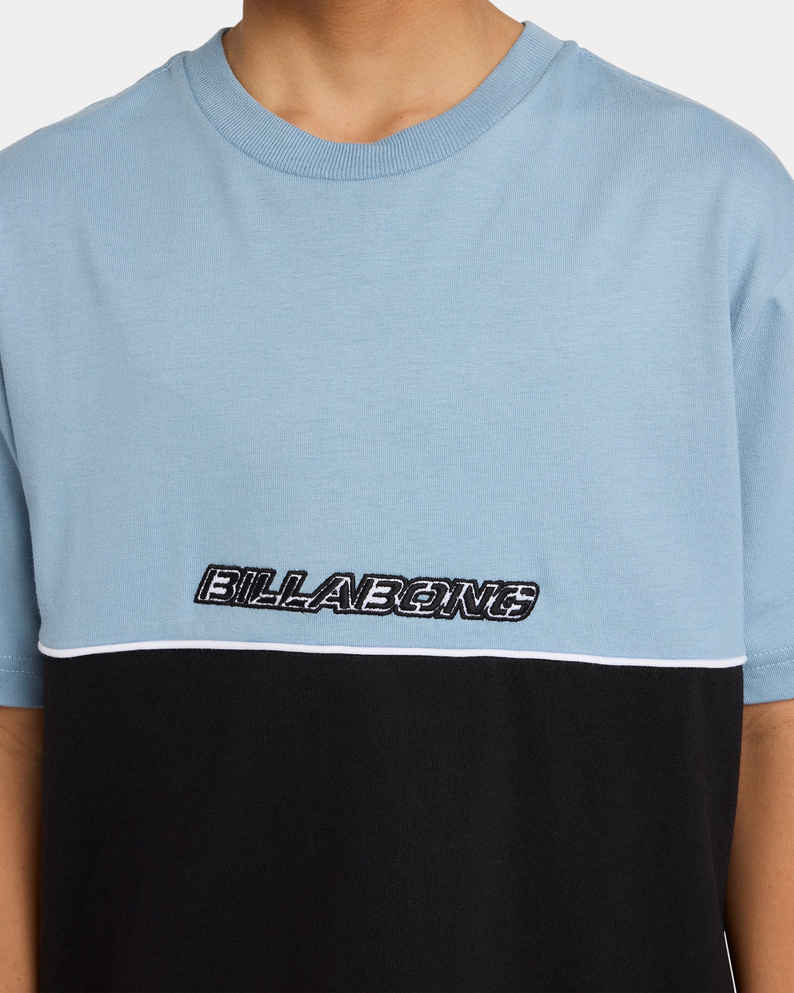 Boys 8-16 Spec 73 Legacy T-Shirt - Image 4