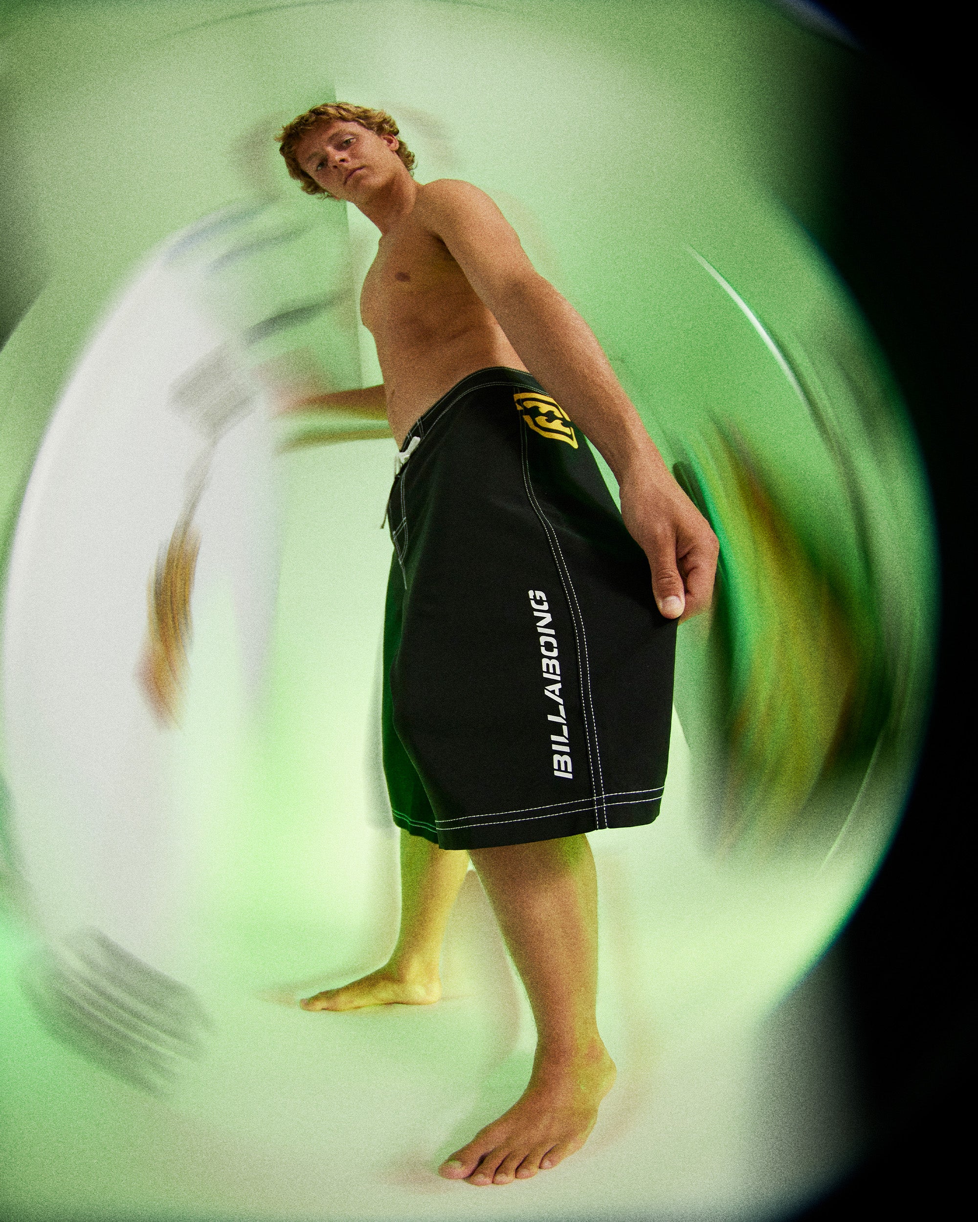 Mens Bracket Pro 21" Boardshorts - Image 2