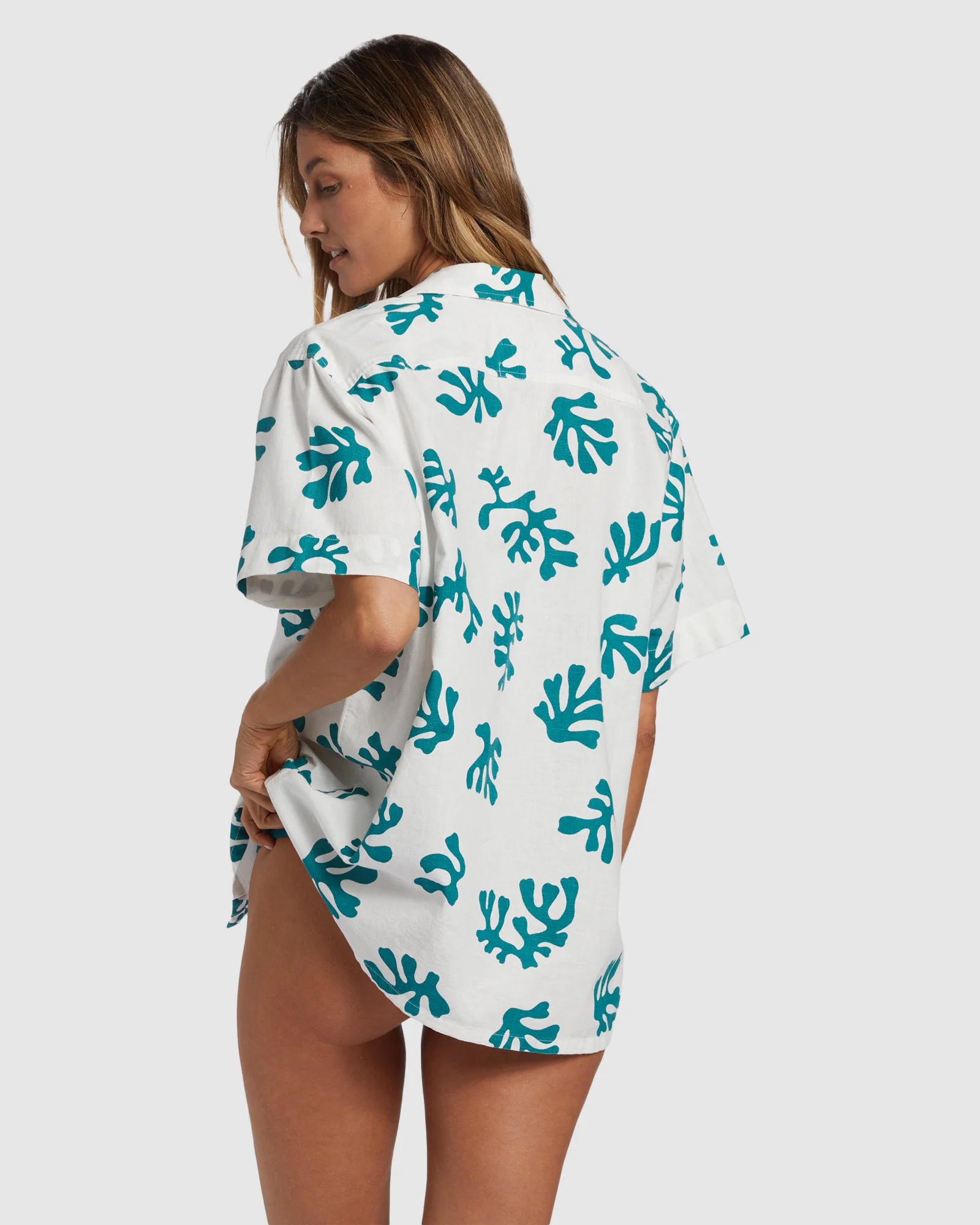 Womens Campy Coral Shirt - Image 3