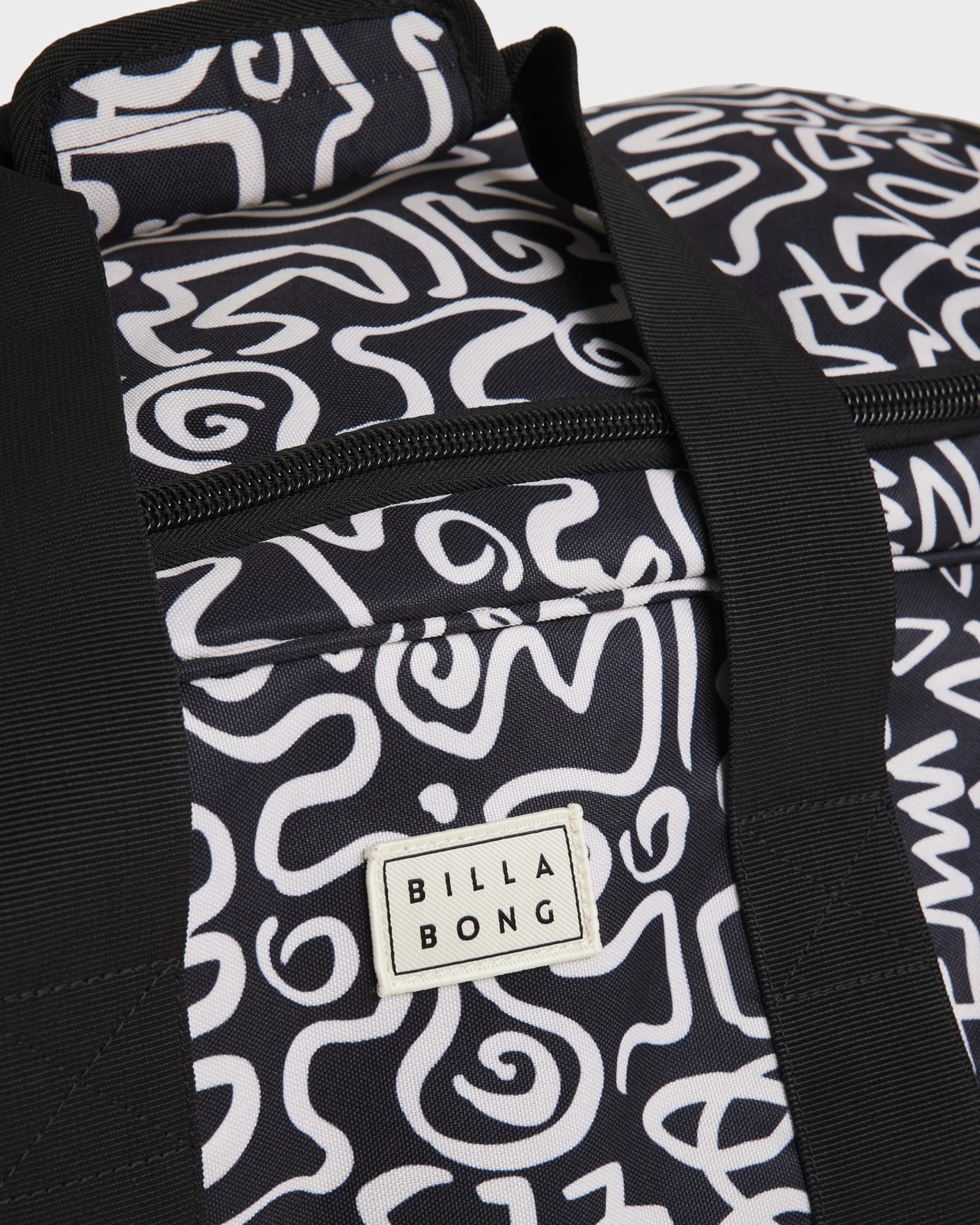 Womens Check In Luggage - Image 8