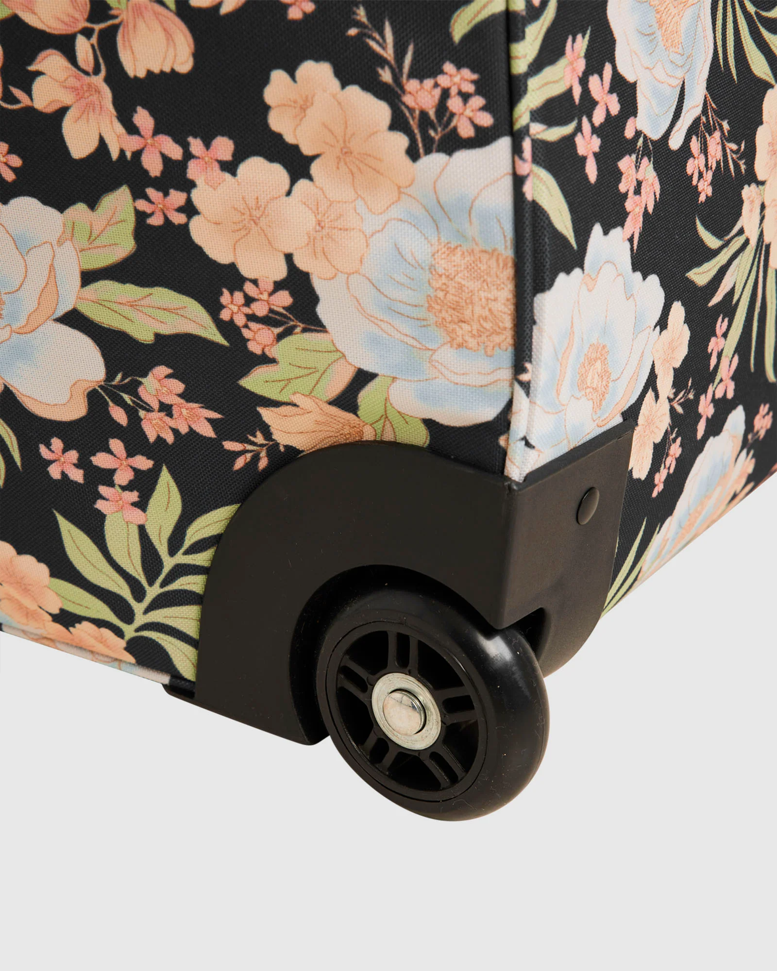 Womens Check In Luggage - Image 4