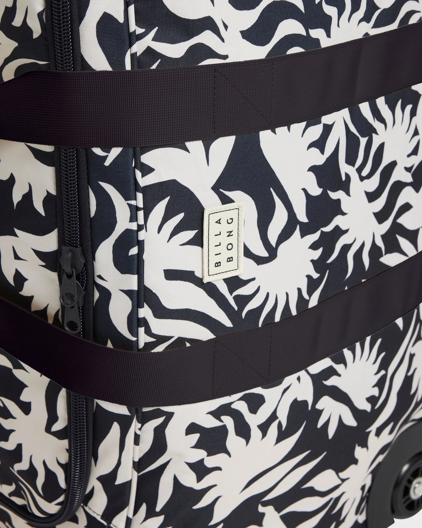 Womens Check In Luggage - Image 5