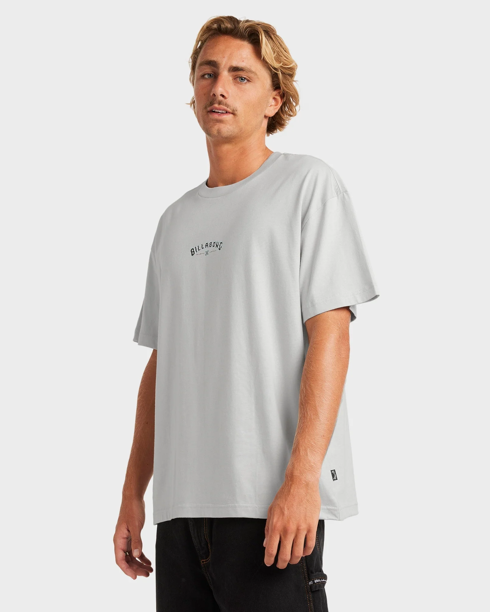 Mens Chrome Arch OG T-Shirt - Image 3