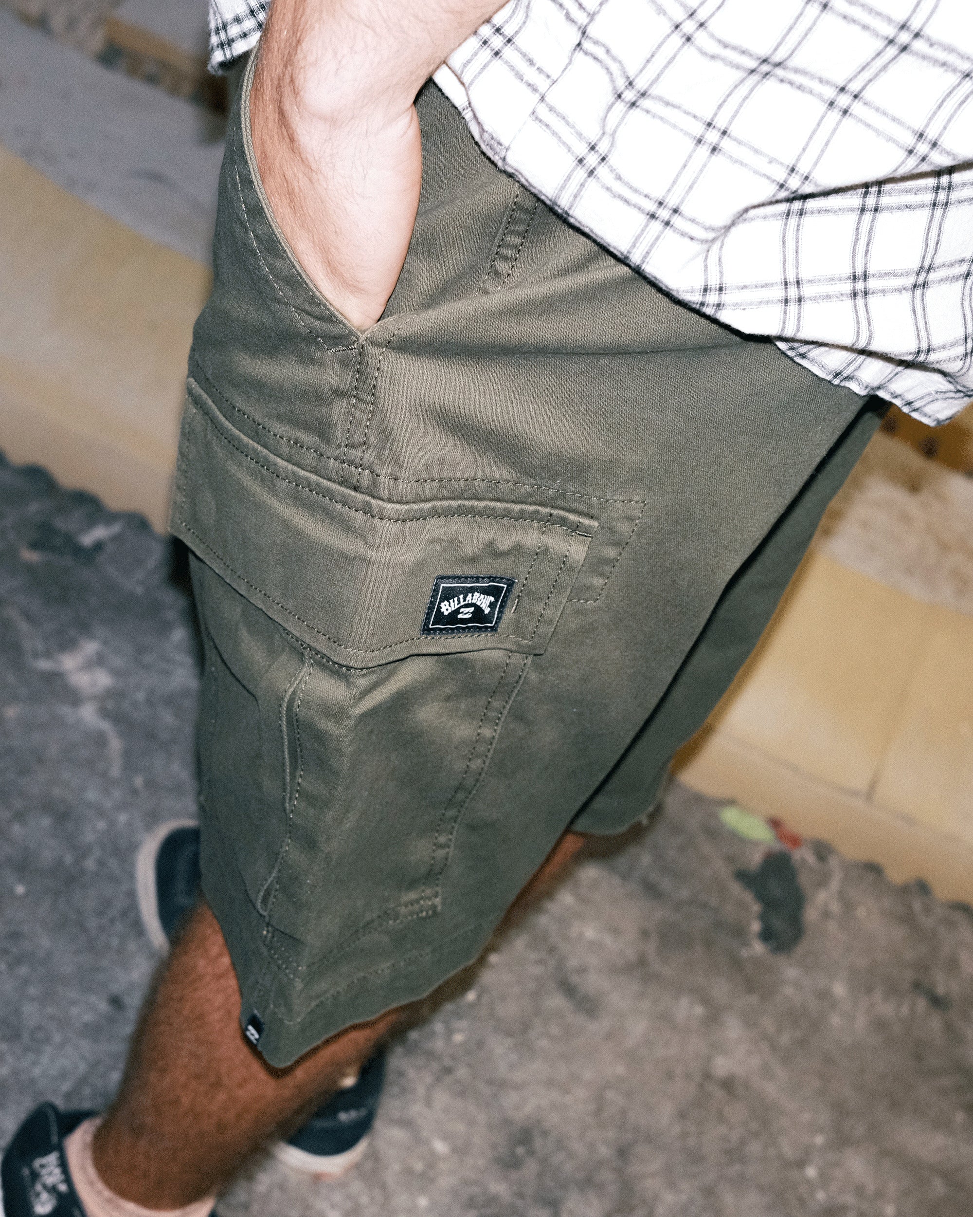 Mens Combat Cargo 21" Shorts - Image 3