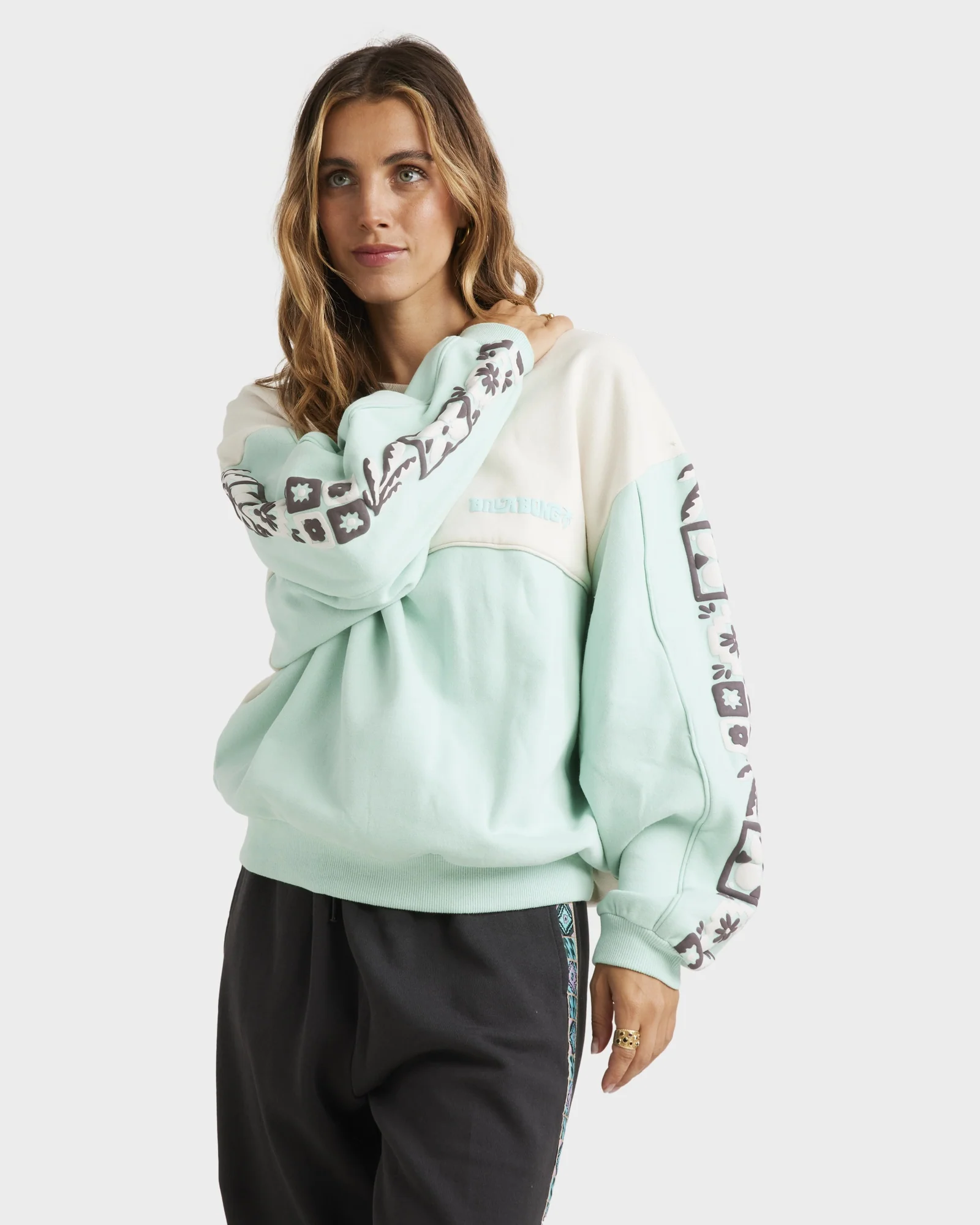 Womens Cool Days Kendall Crew Neck - Image 3