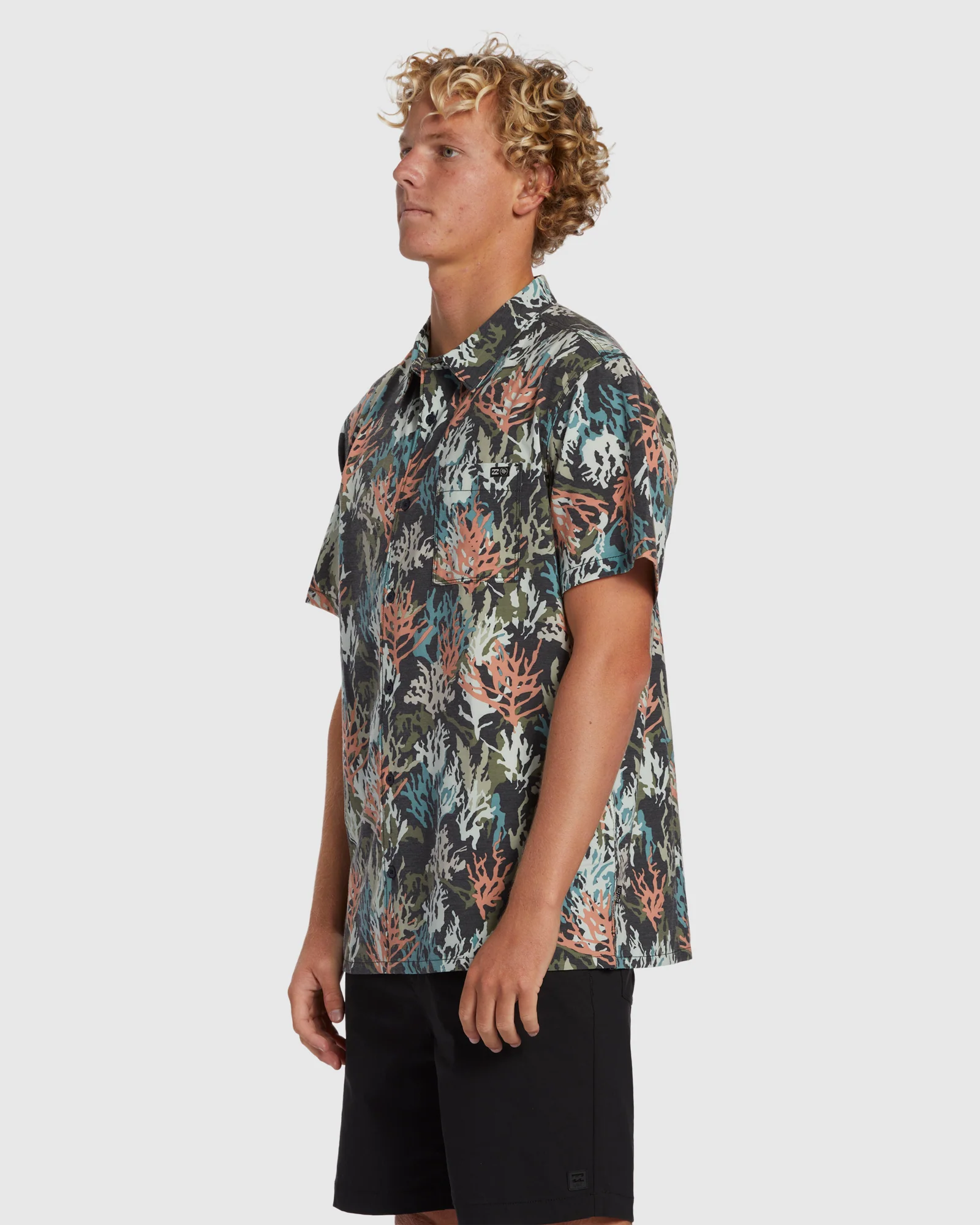 Mens Coral Gardeners Surftrek Shirt - Image 2