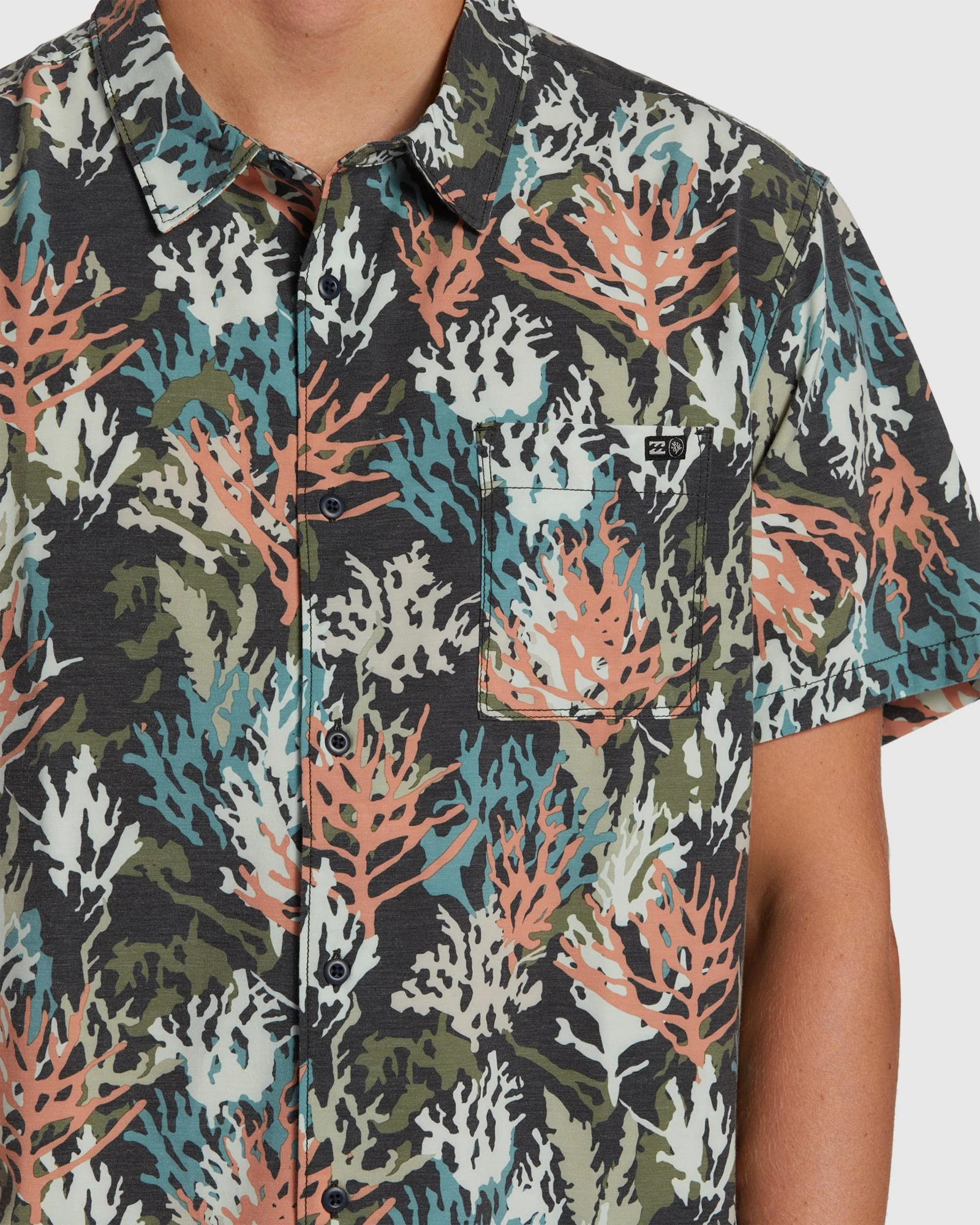 Mens Coral Gardeners Surftrek Shirt - Image 4