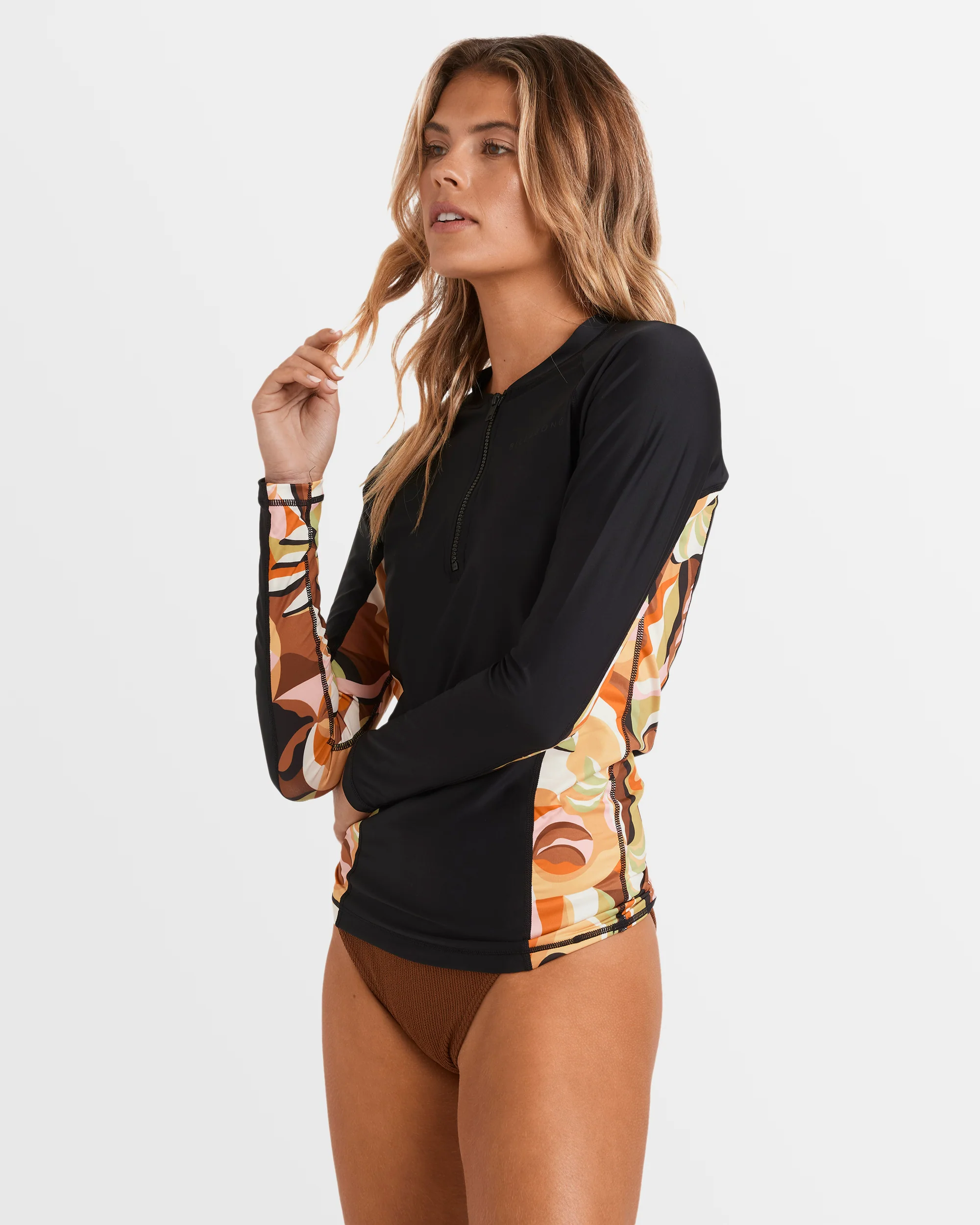 Womens Core 1/2 Zip Long Sleeve Rash Vest - Image 2