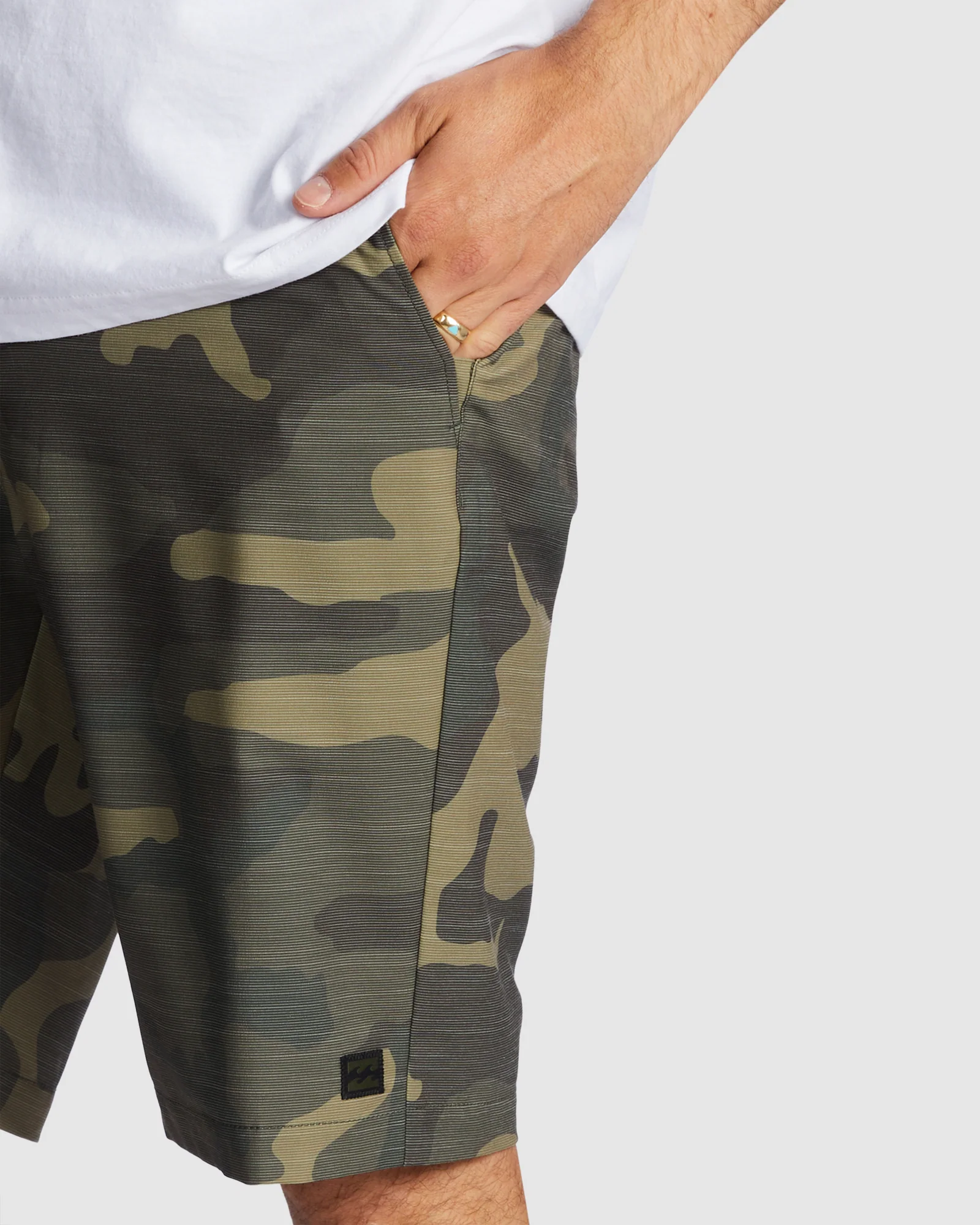 Mens Crossfire Slub Submersible 21" Shorts - Image 4