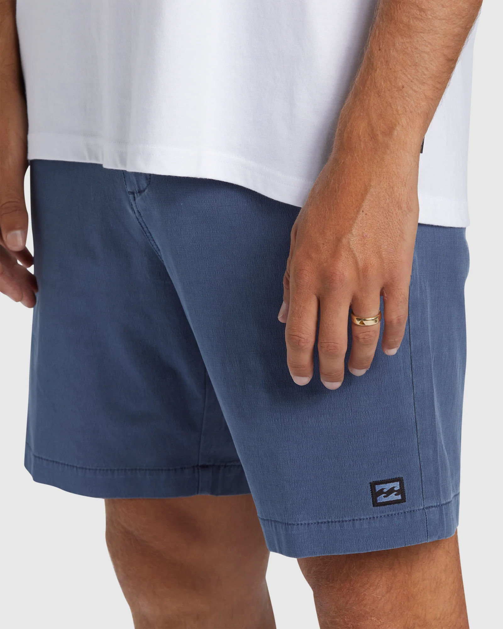 Mens Crossfire Wave Washed 18" Hybrid Shorts - Image 4