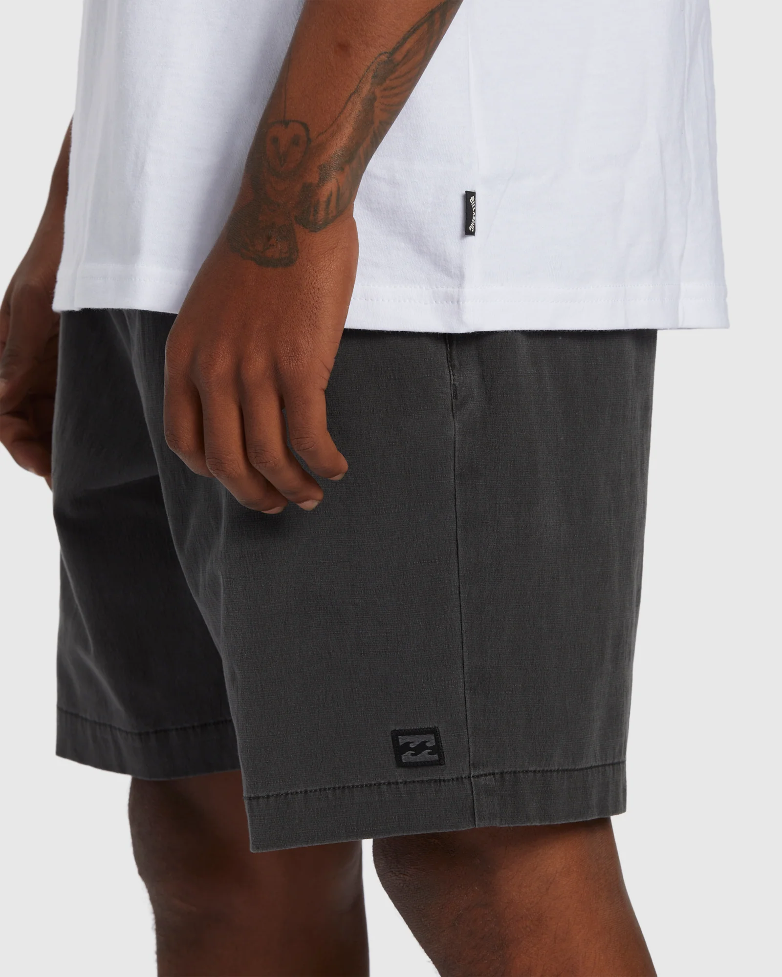 Mens Crossfire Wave Washed 18" Hybrid Shorts - Image 4