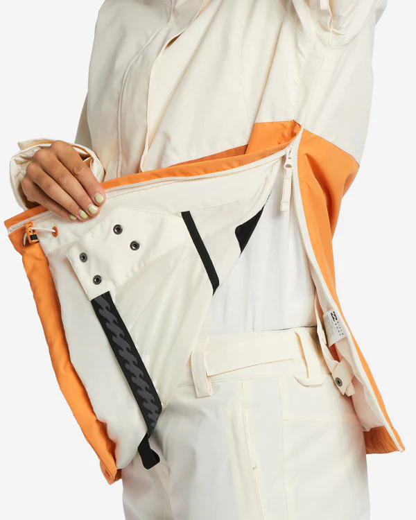 Womens Day Break Jacket - Image 6