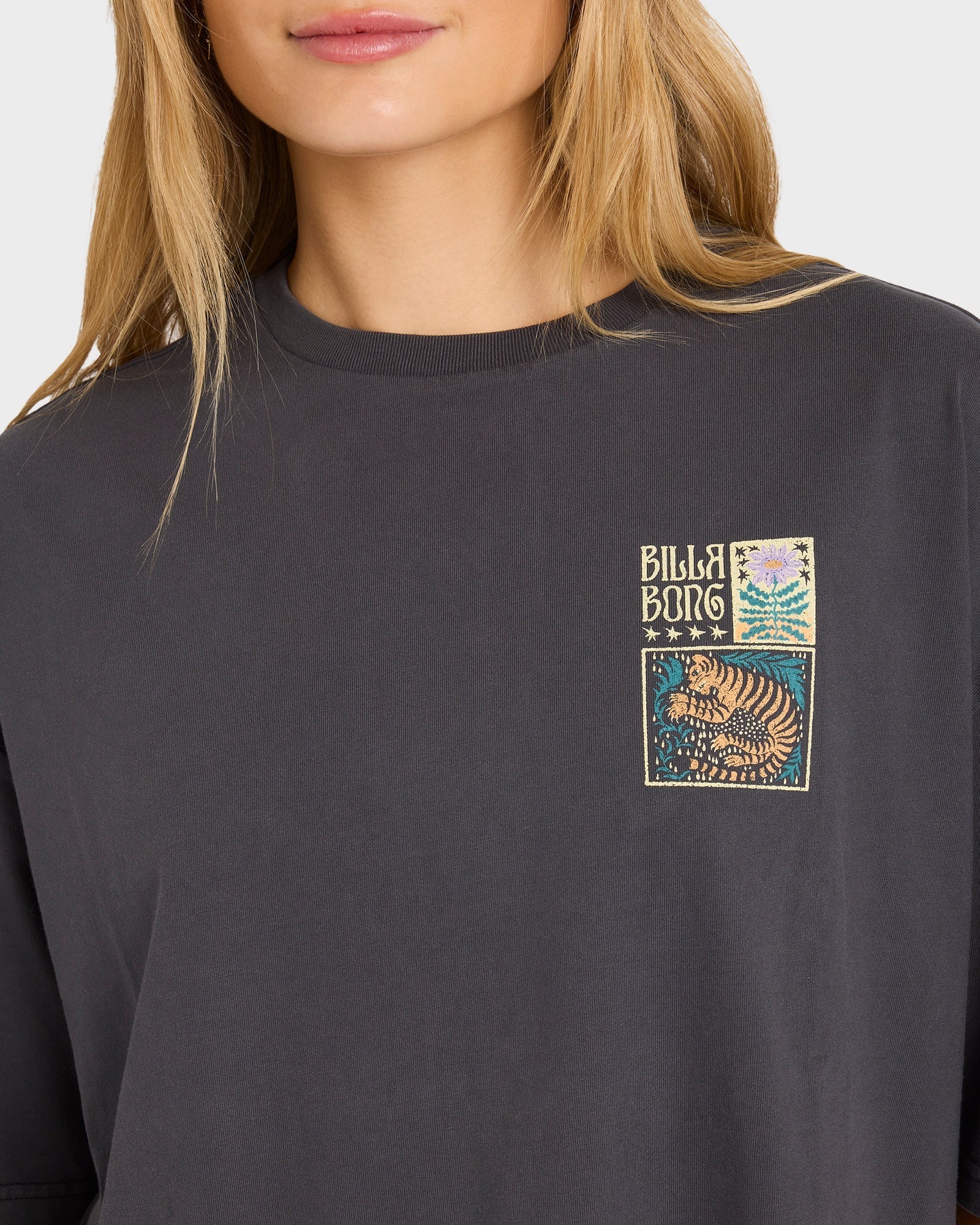 Womens Daydream Away T-Shirt - Image 4