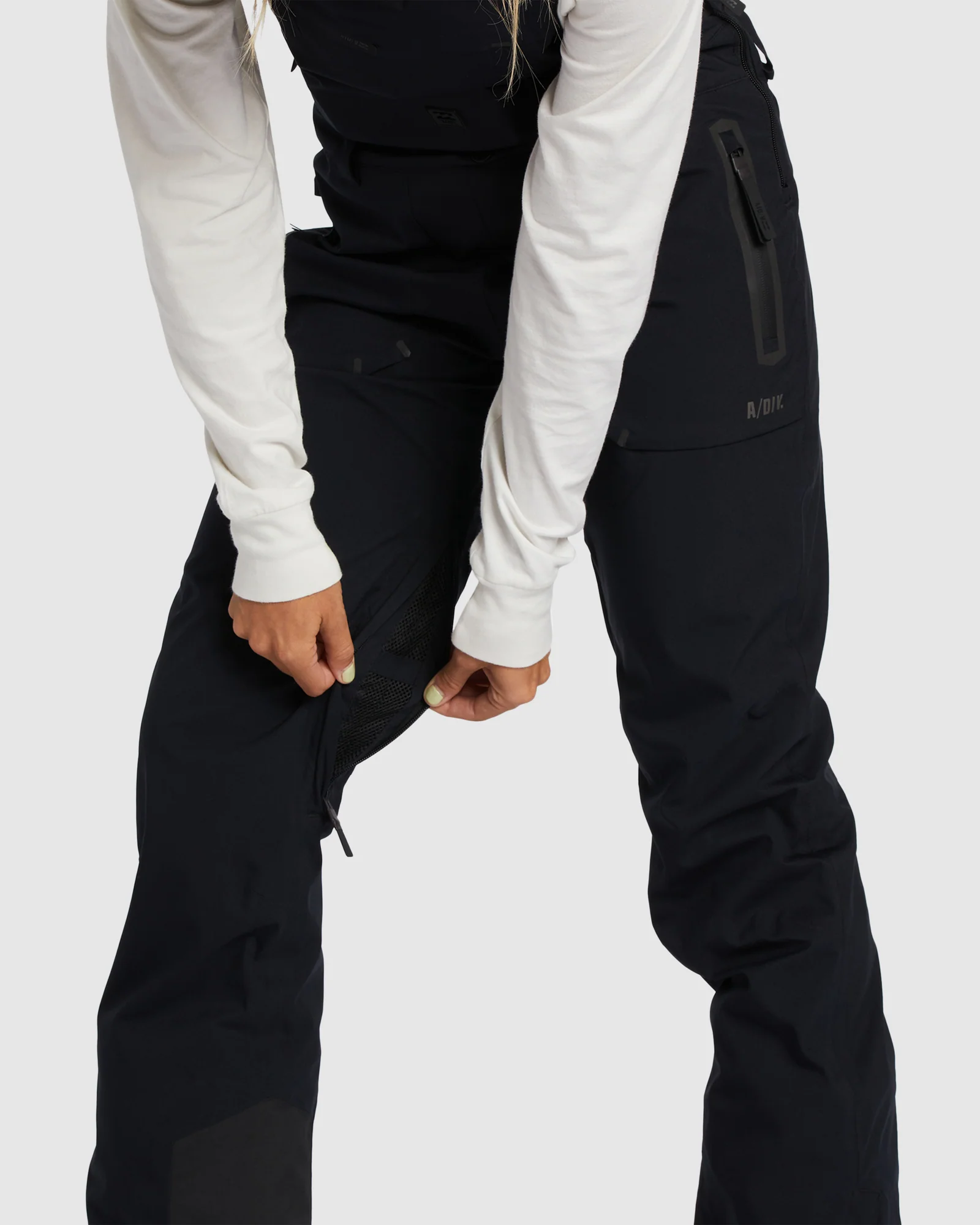 Womens Drifter Sympatex 45K Bib Pants - Image 5