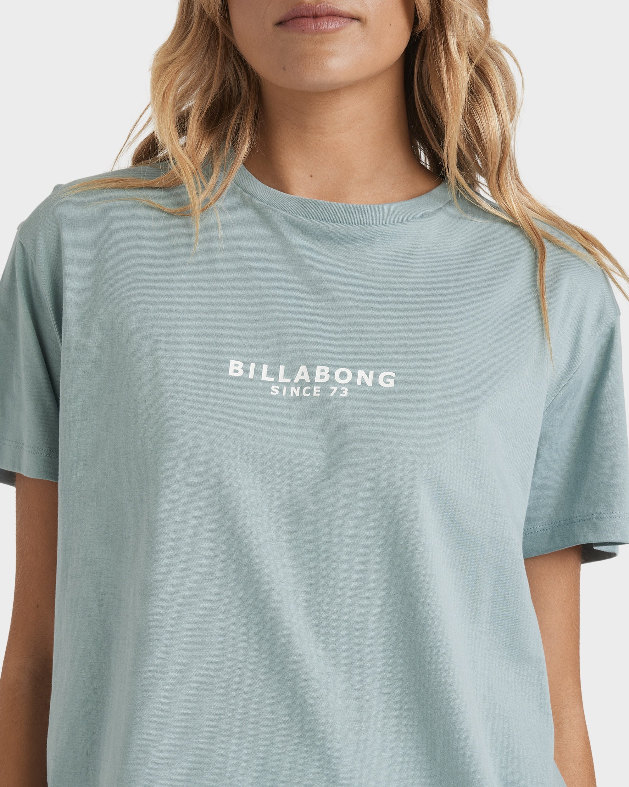 Womens Emerald Island T-Shirt - Image 3