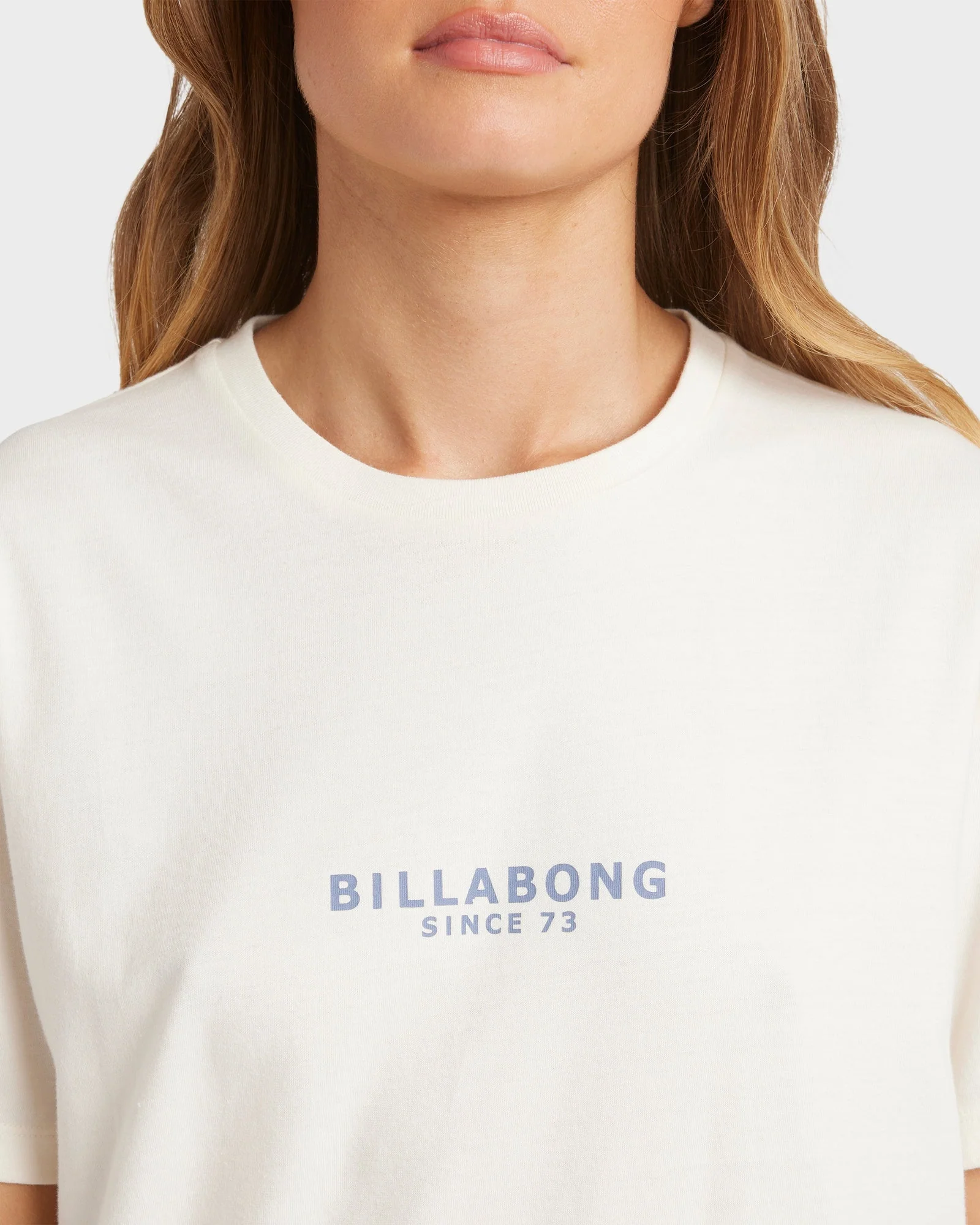 Womens Emerald Island T-Shirt - Image 3