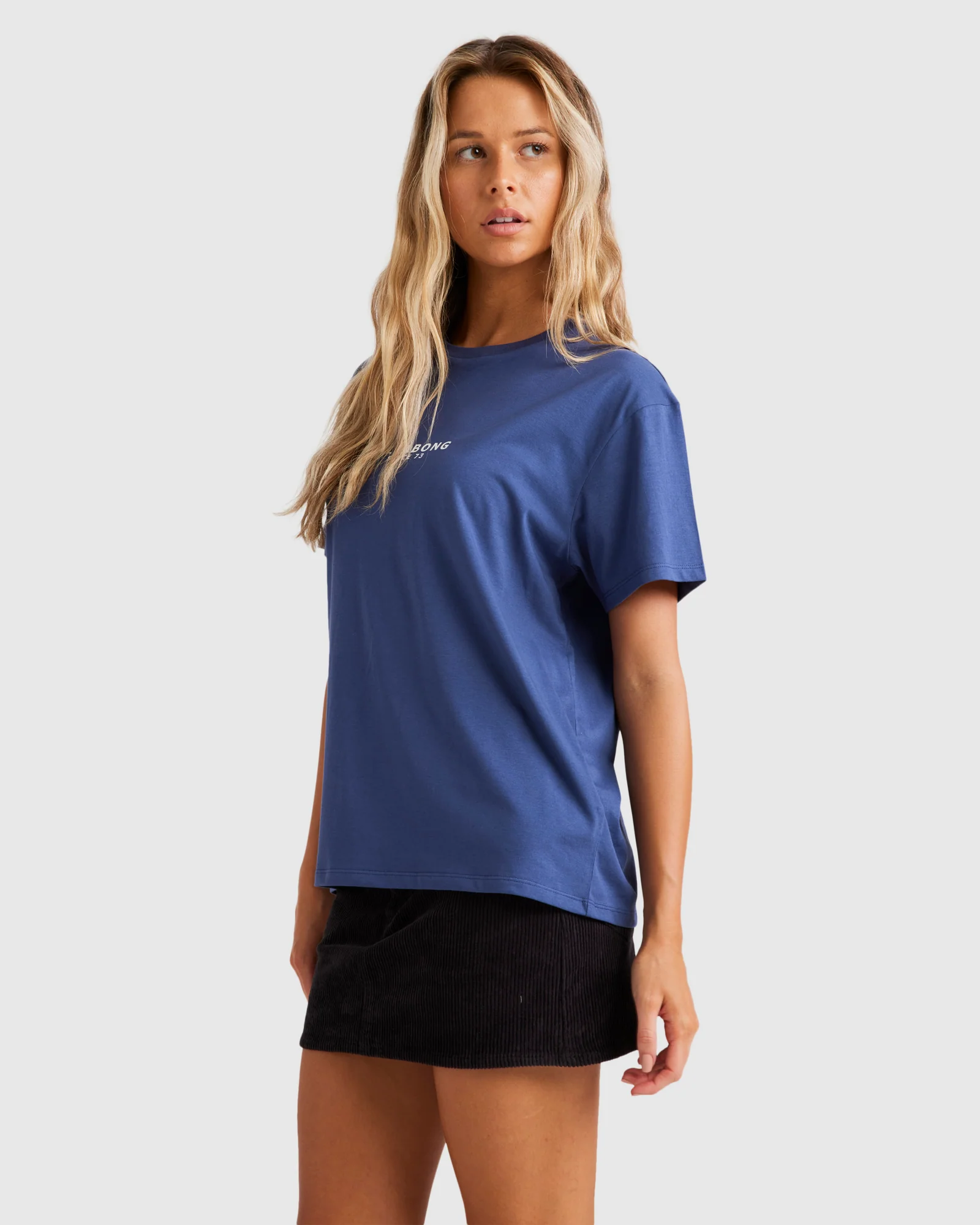Womens Emerald Island T-Shirt - Image 2